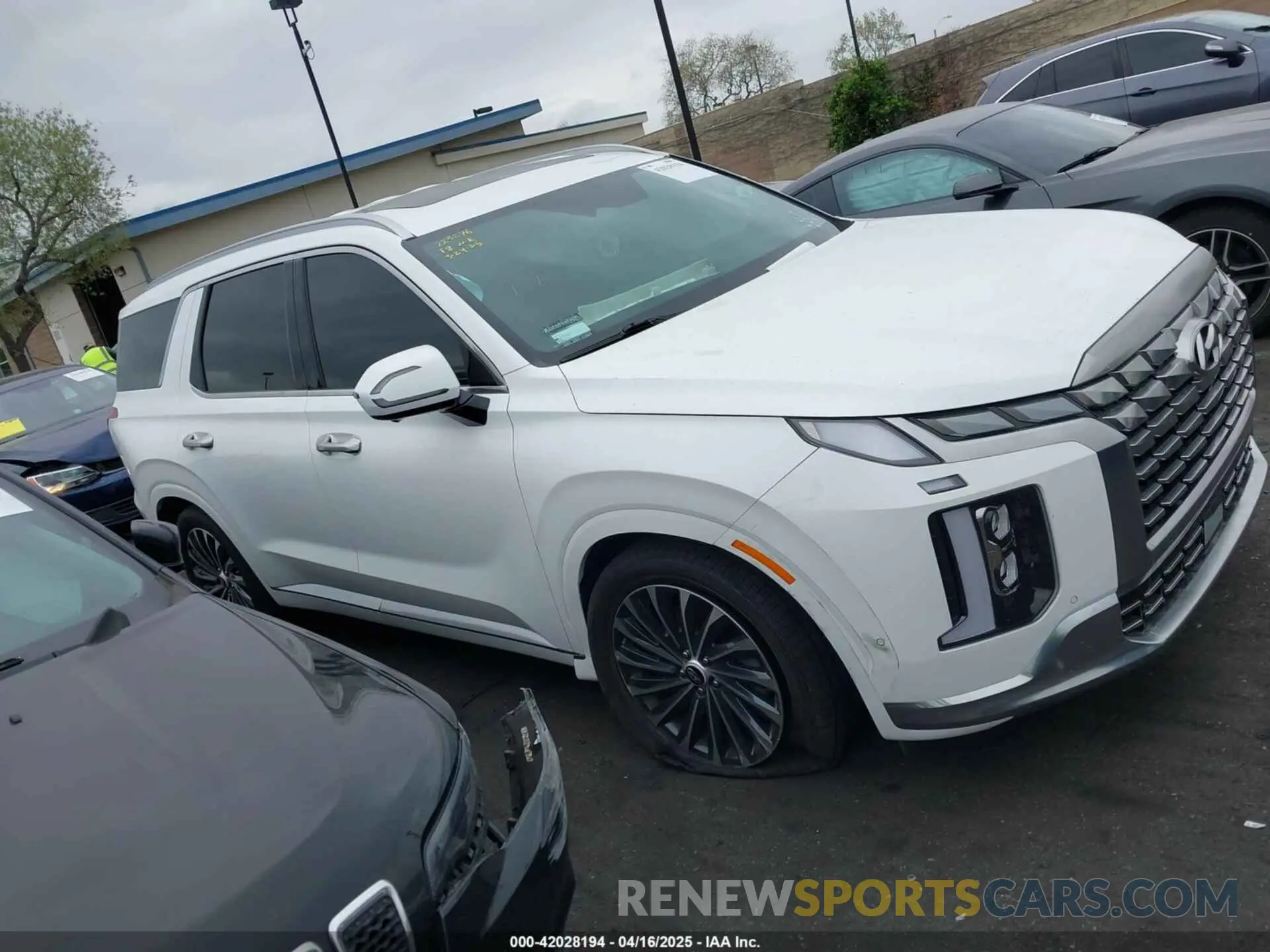14 Фотография поврежденного автомобиля KM8R74GEXPU516330 HYUNDAI PALISADE 2023