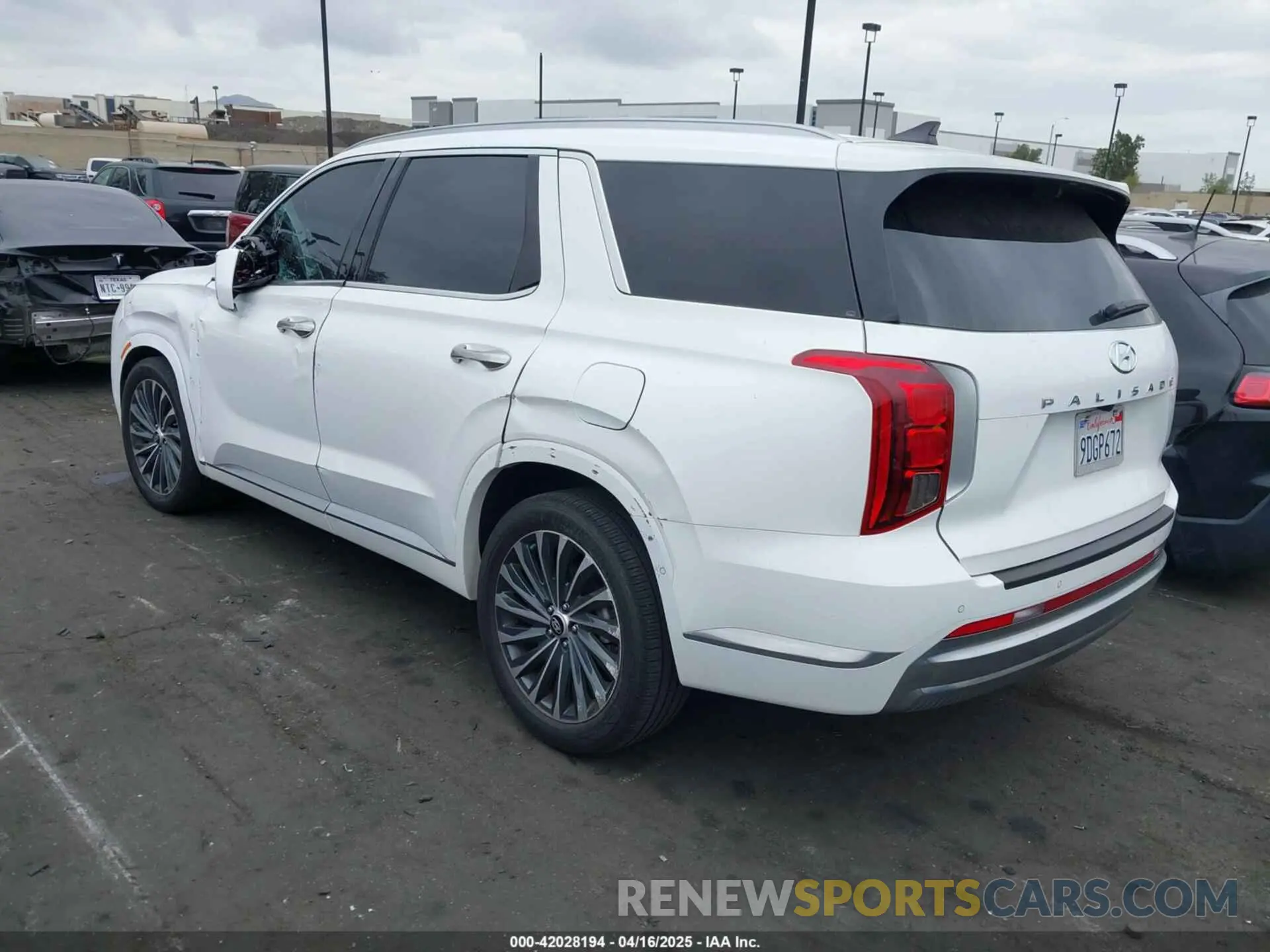 3 Фотография поврежденного автомобиля KM8R74GEXPU516330 HYUNDAI PALISADE 2023