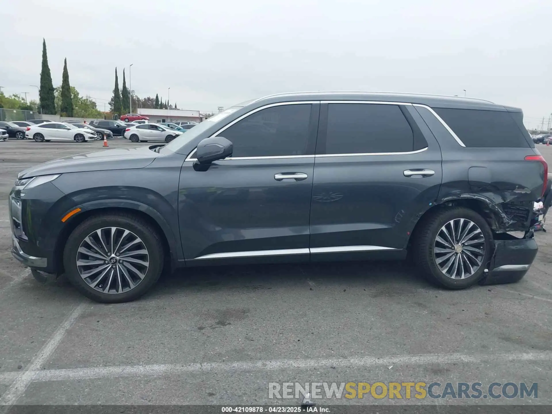 14 Photograph of a damaged car KM8R74GEXPU531152 HYUNDAI PALISADE 2023