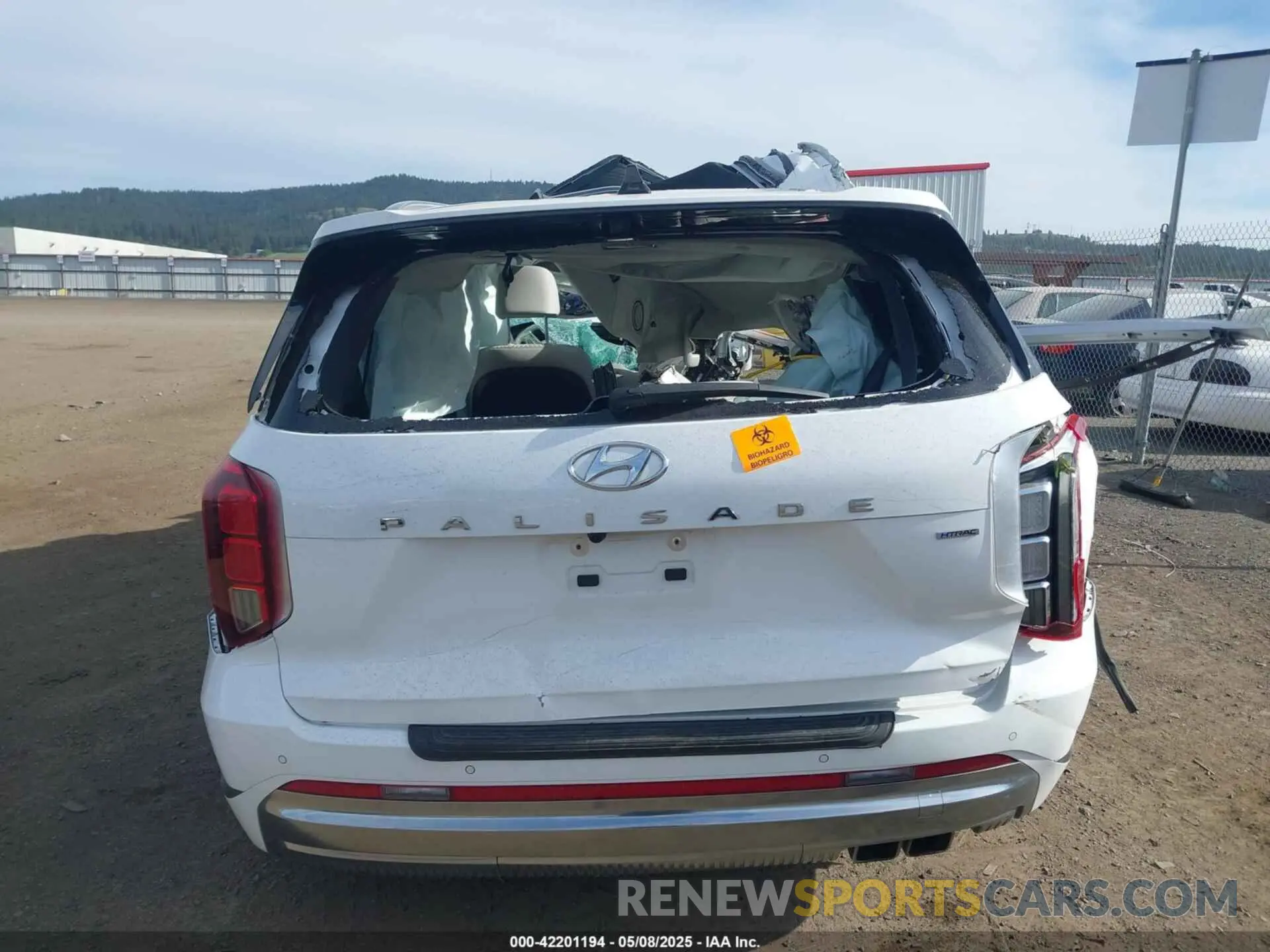 17 Photograph of a damaged car KM8R7DGE4PU567032 HYUNDAI PALISADE 2023