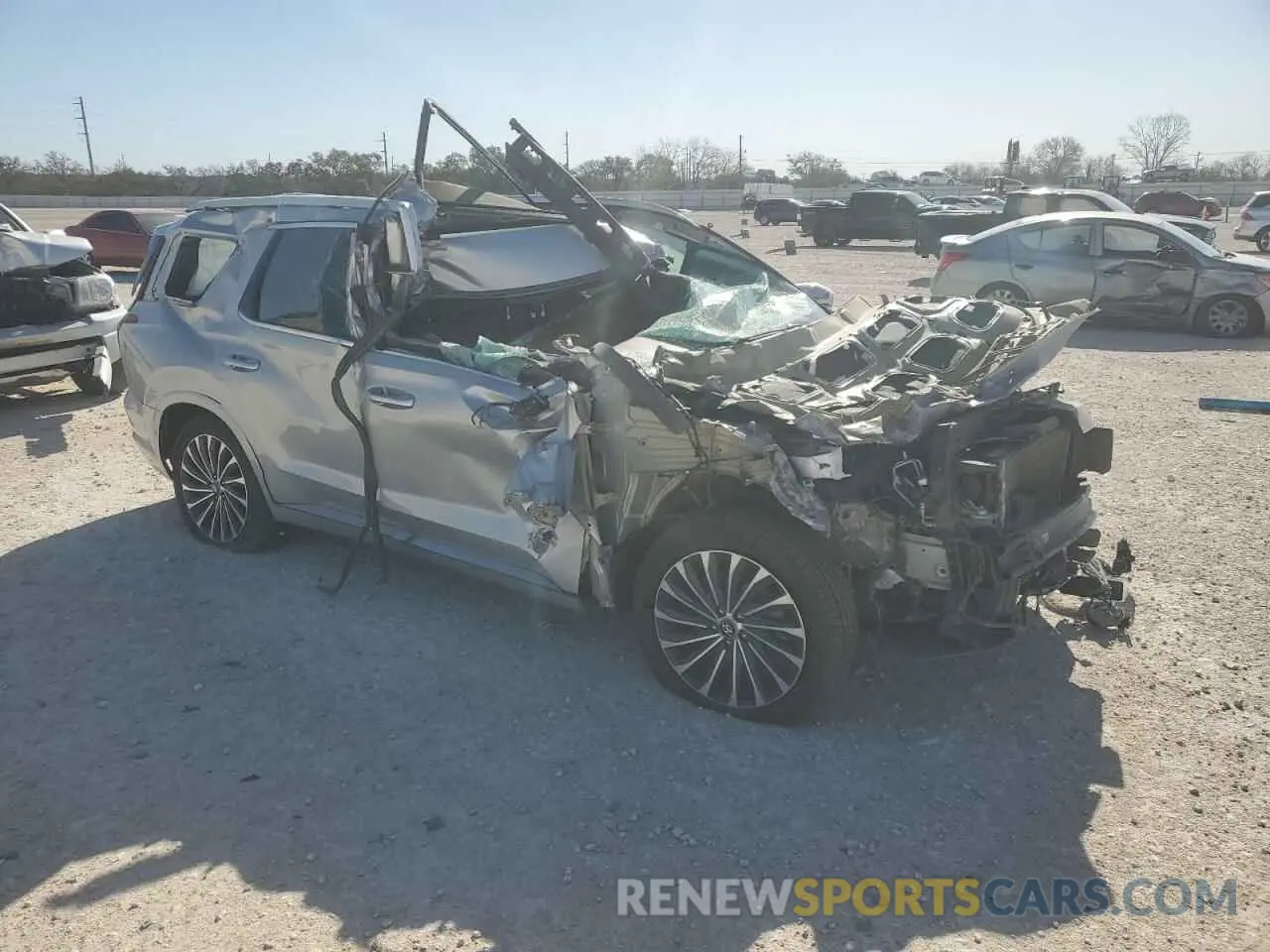 4 Photograph of a damaged car KM8R7DGE6PU550989 HYUNDAI PALISADE 2023