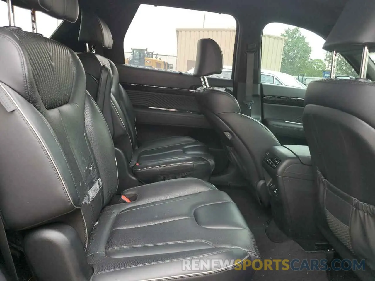 11 Photograph of a damaged car KM8R7DGE9PU515265 HYUNDAI PALISADE 2023