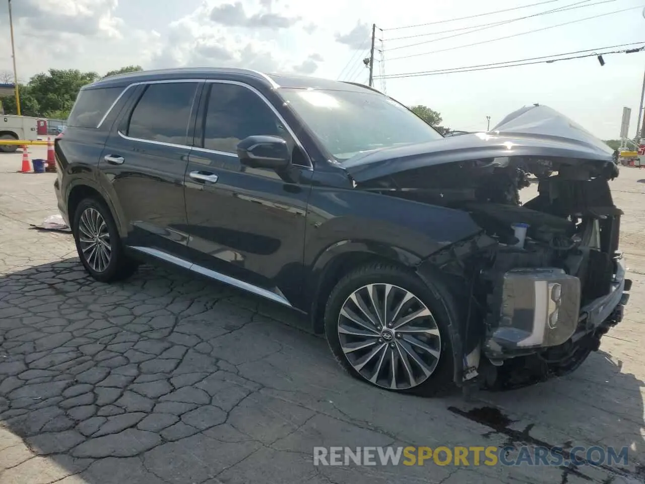 4 Photograph of a damaged car KM8R7DGE9PU535127 HYUNDAI PALISADE 2023