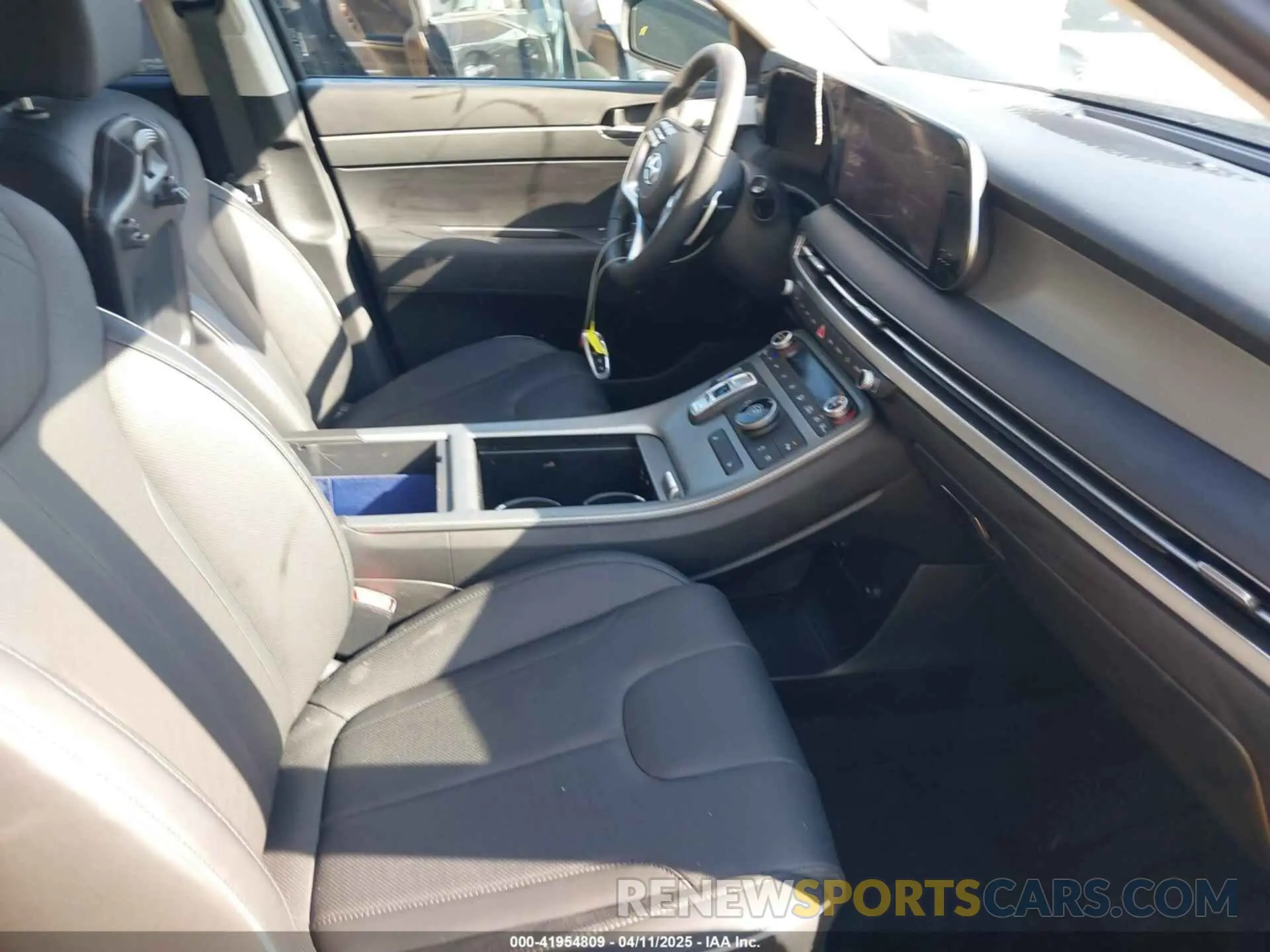 5 Photograph of a damaged car KM8R24GE0RU803824 HYUNDAI PALISADE 2024