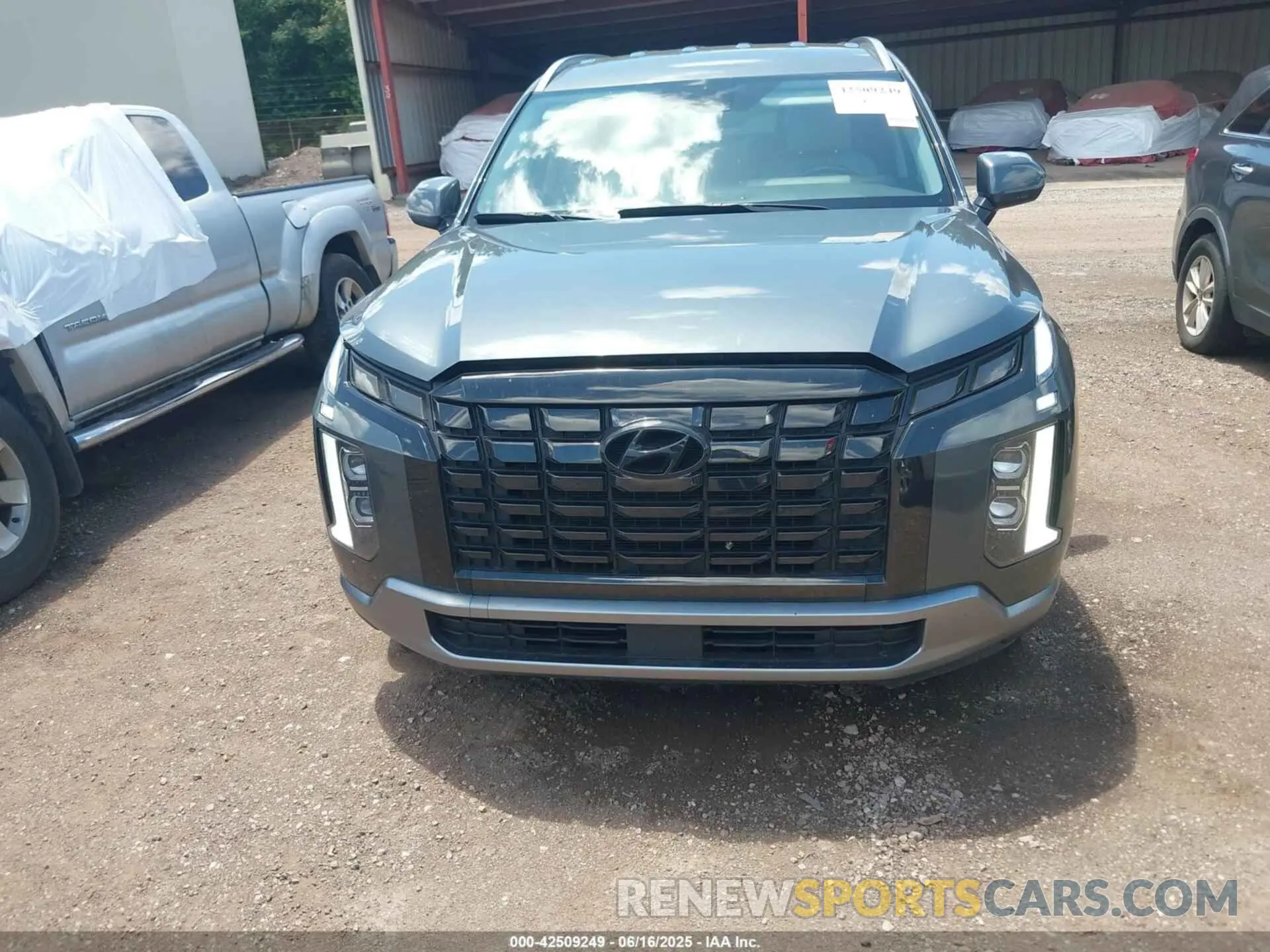 12 Фотография поврежденного автомобиля KM8R24GE2RU742301 HYUNDAI PALISADE 2024