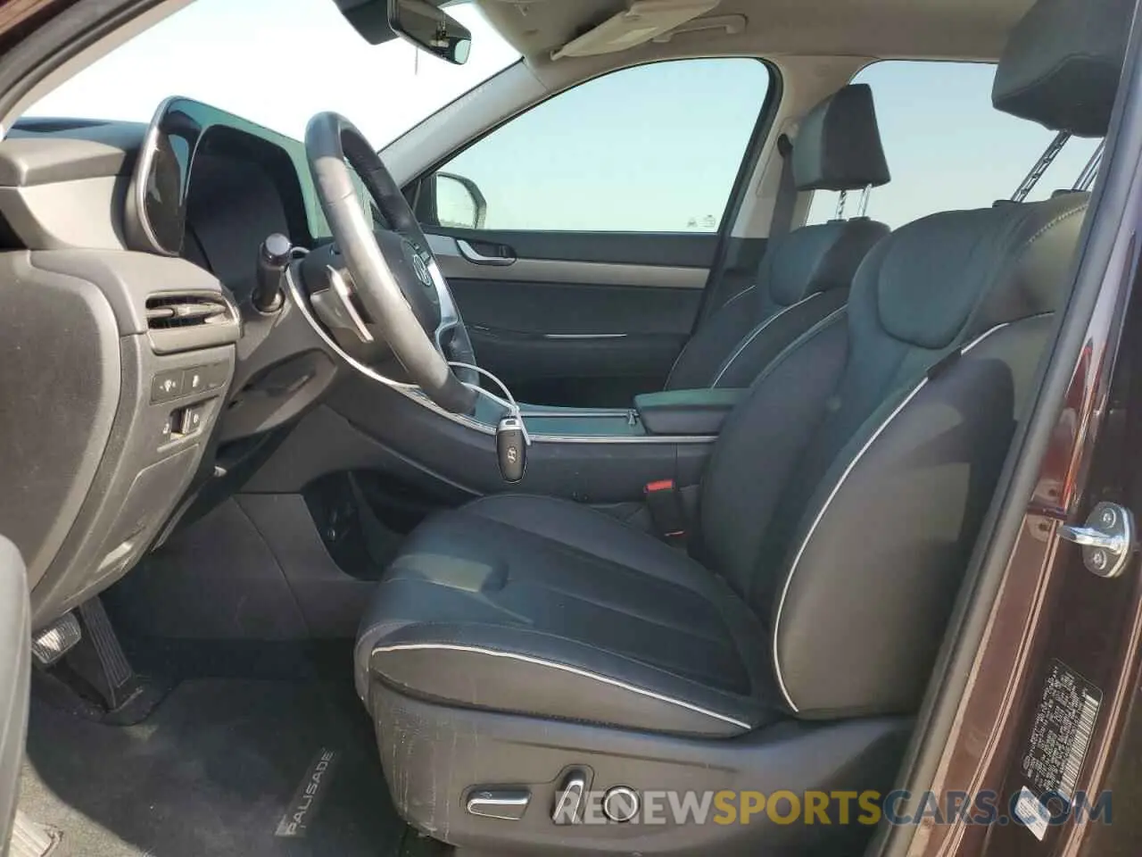 7 Photograph of a damaged car KM8R24GE5RU780167 HYUNDAI PALISADE 2024