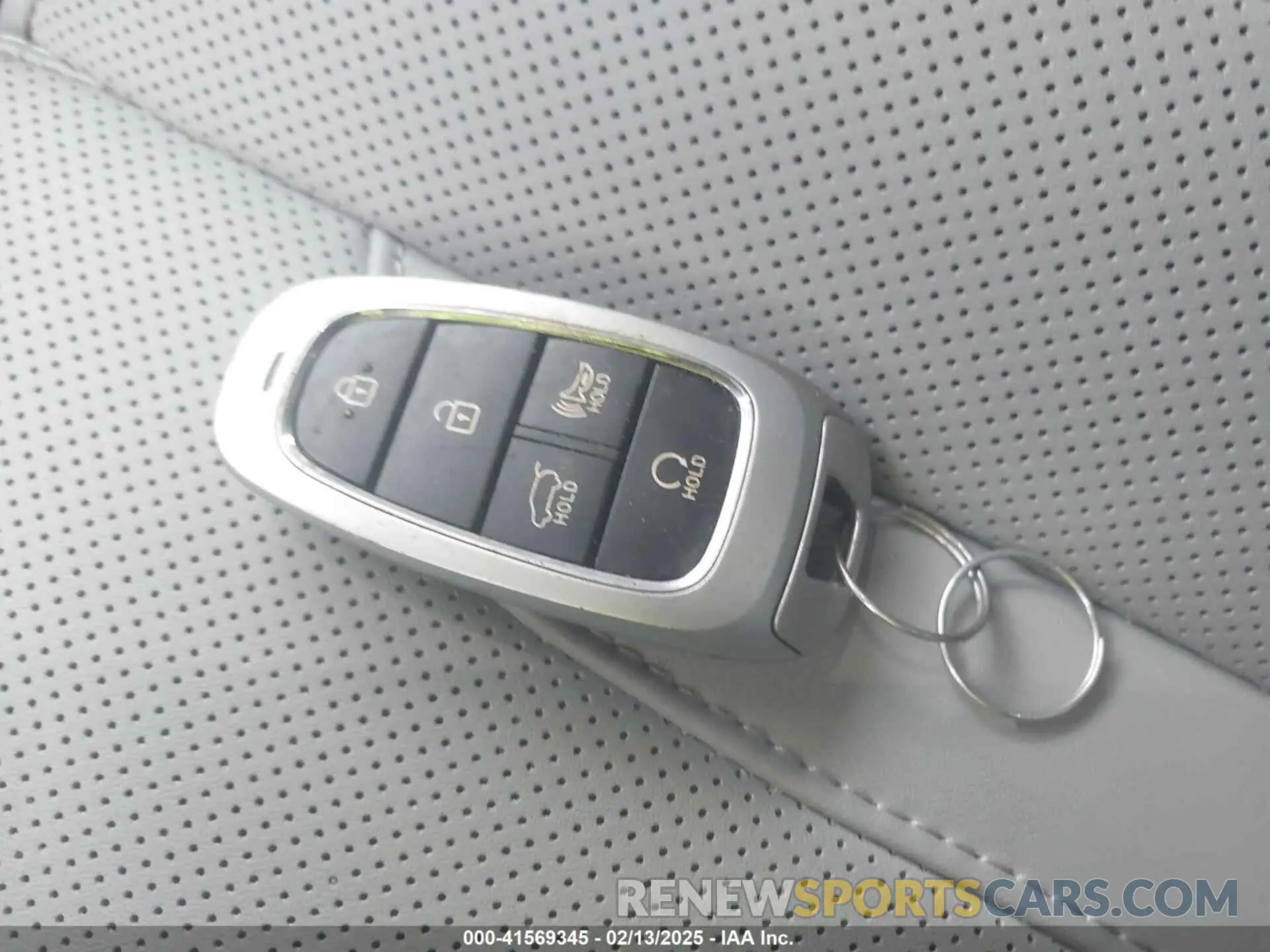 11 Photograph of a damaged car KM8R2DGE3RU742050 HYUNDAI PALISADE 2024
