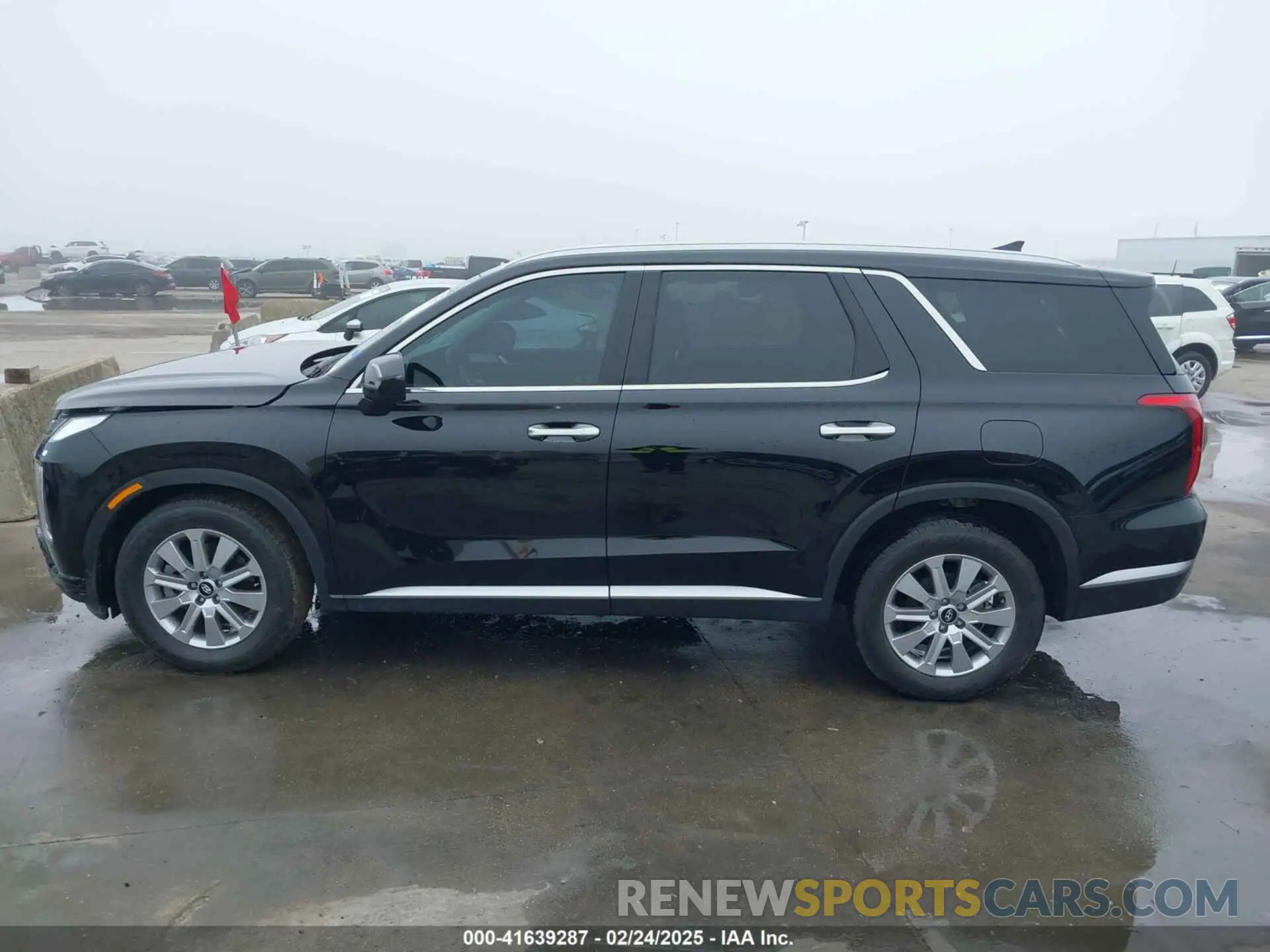 14 Photograph of a damaged car KM8R2DGE4RU763652 HYUNDAI PALISADE 2024