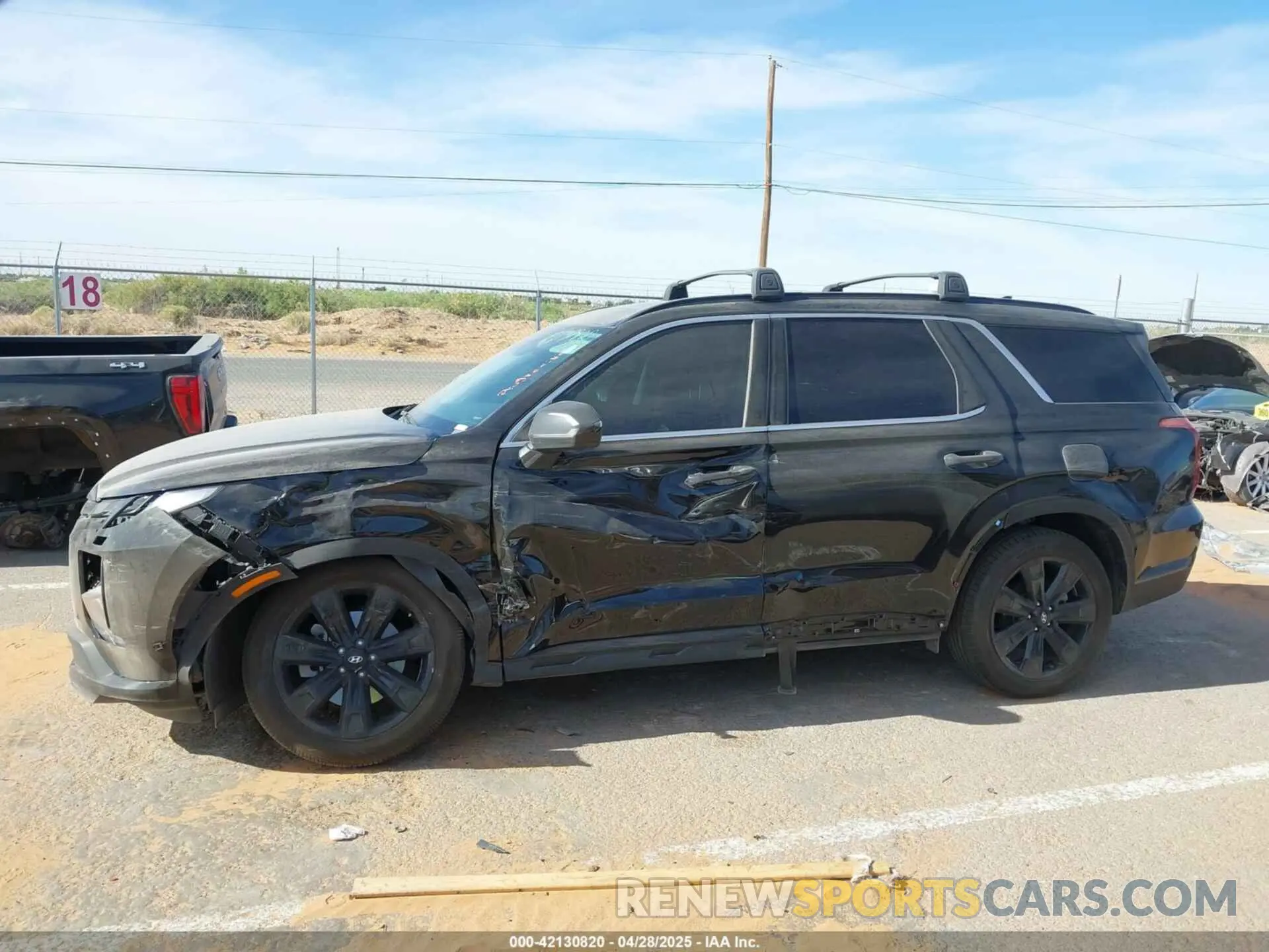14 Photograph of a damaged car KM8R34GE3RU699746 HYUNDAI PALISADE 2024