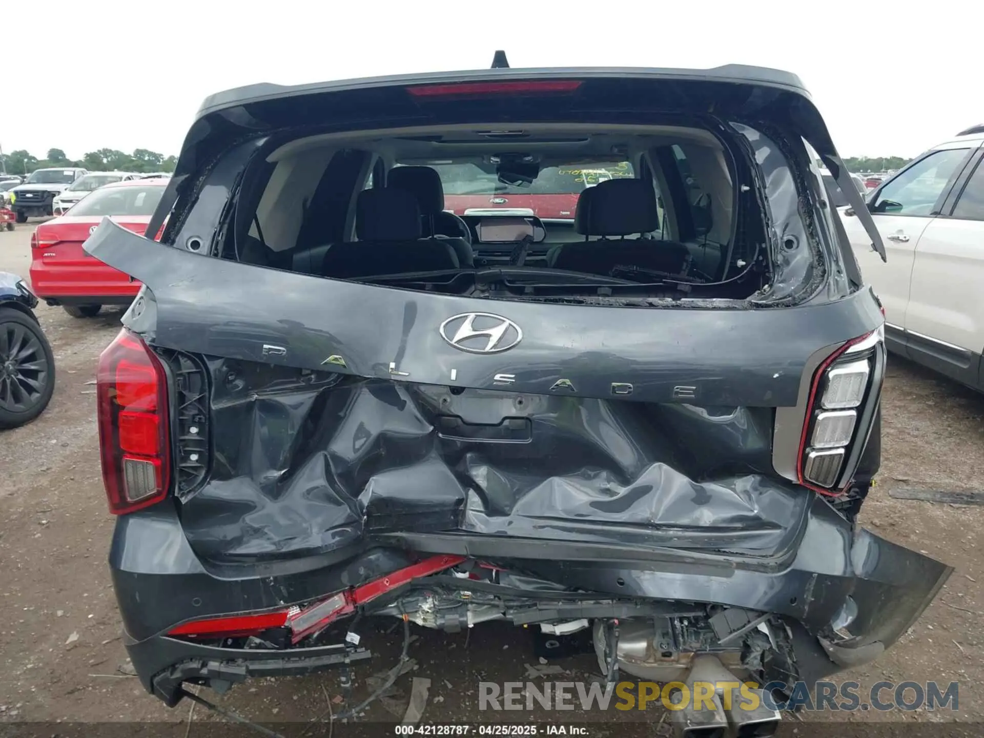 16 Photograph of a damaged car KM8R44GE6RU785338 HYUNDAI PALISADE 2024