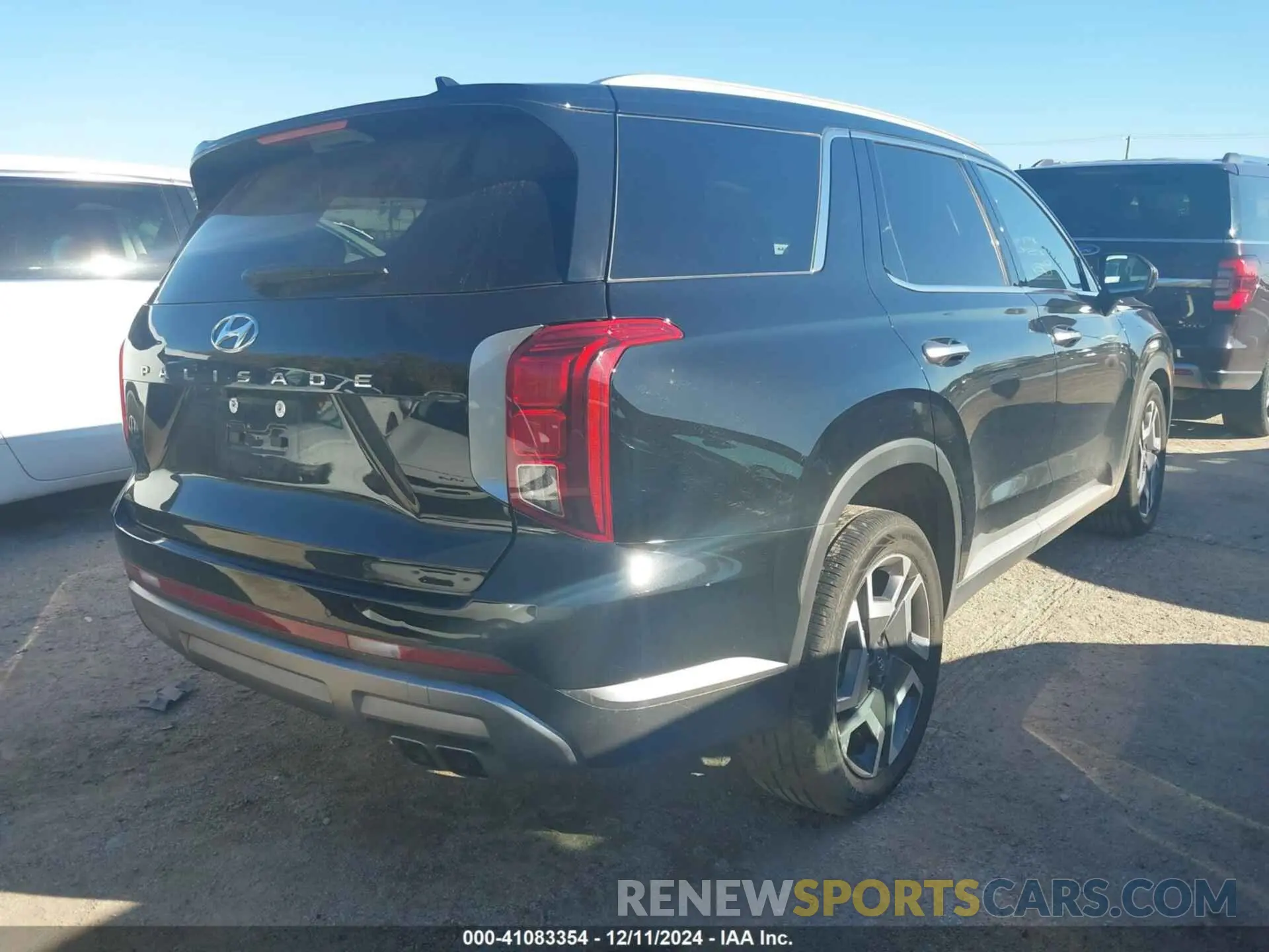 4 Photograph of a damaged car KM8R44GE8RU705635 HYUNDAI PALISADE 2024