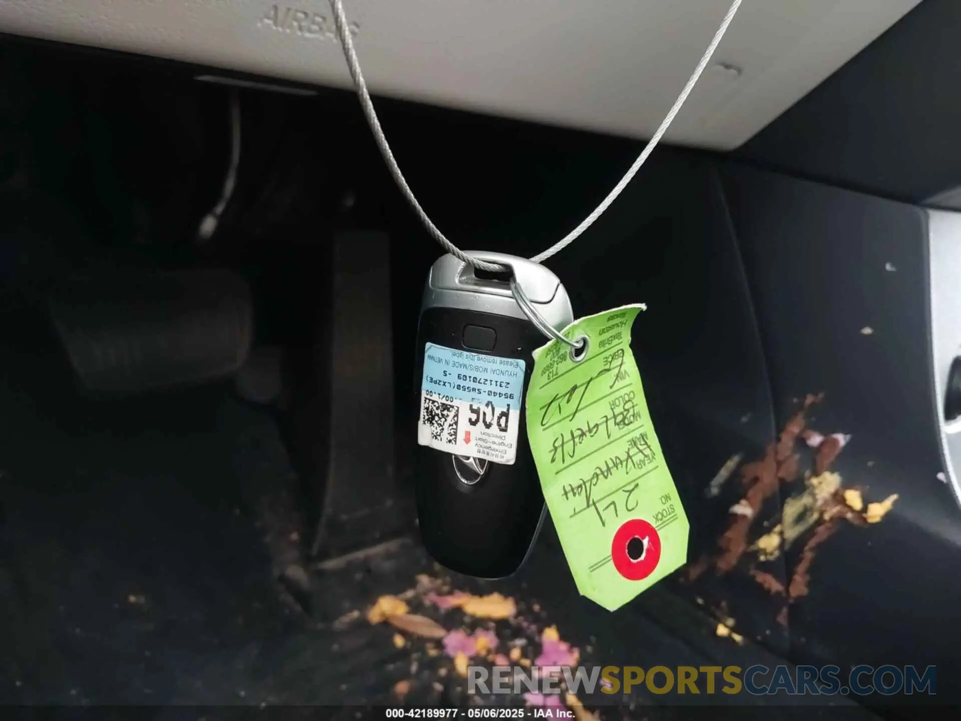 11 Photograph of a damaged car KM8R54GE3RU741276 HYUNDAI PALISADE 2024