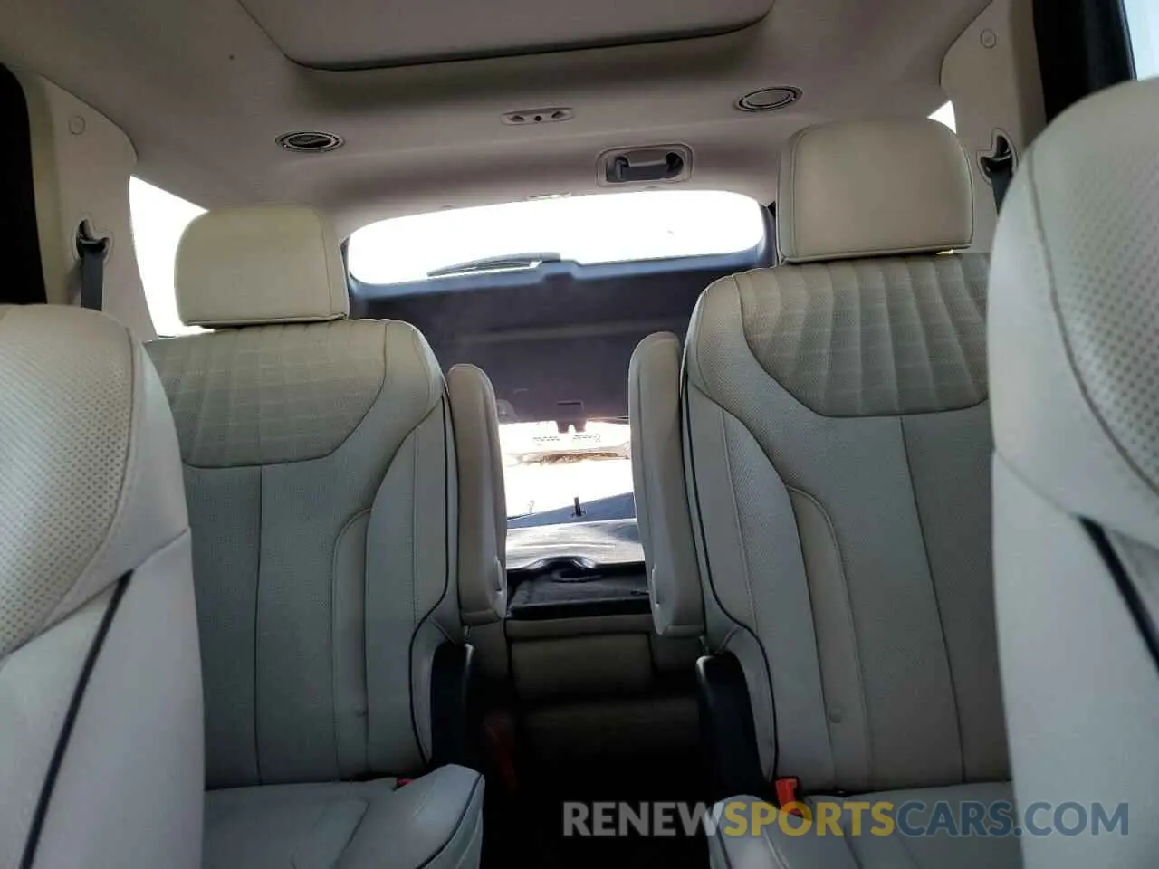 10 Photograph of a damaged car KM8R54GE5RU687169 HYUNDAI PALISADE 2024