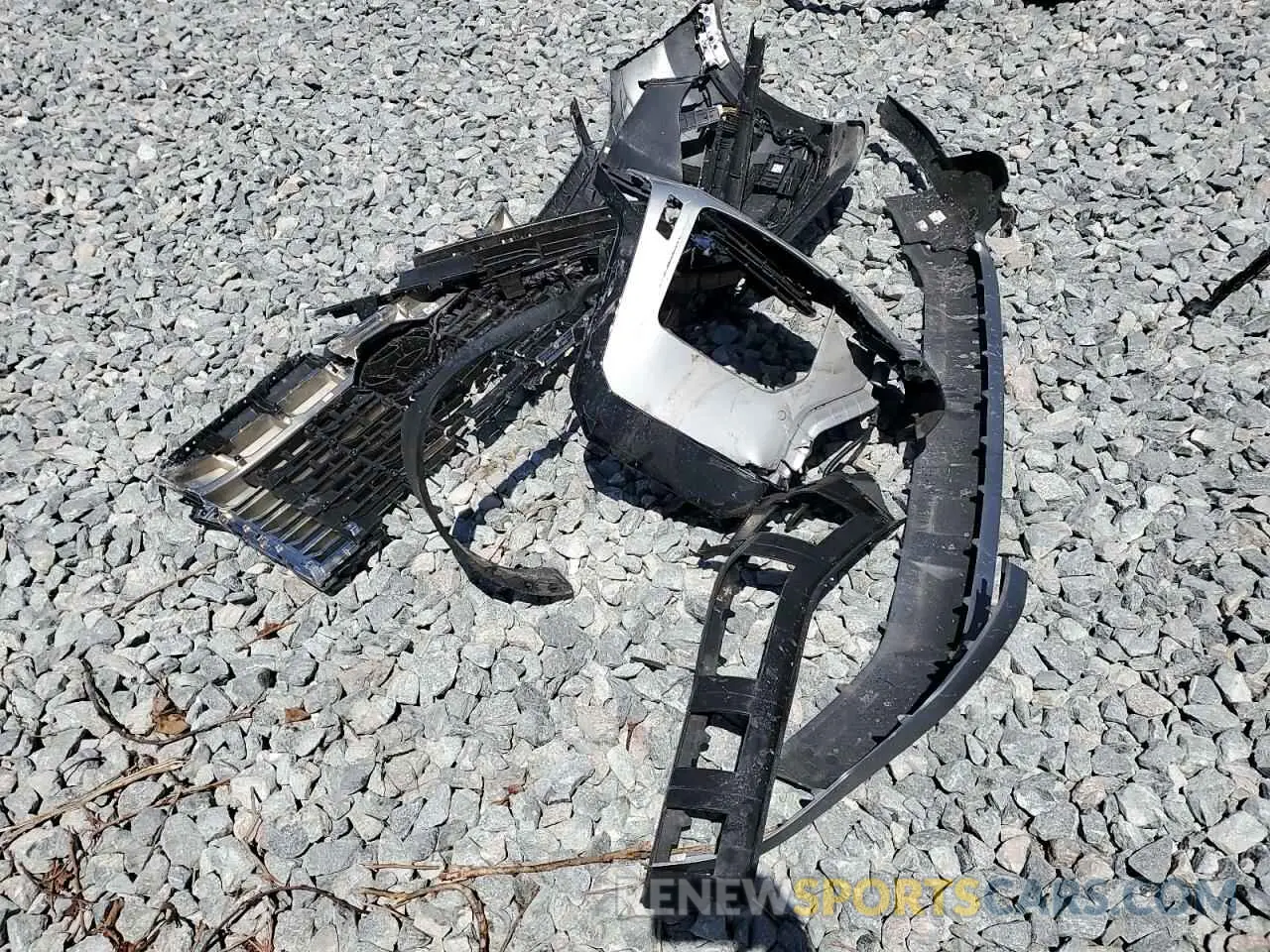 15 Photograph of a damaged car KM8R54GE6RU672373 HYUNDAI PALISADE 2024