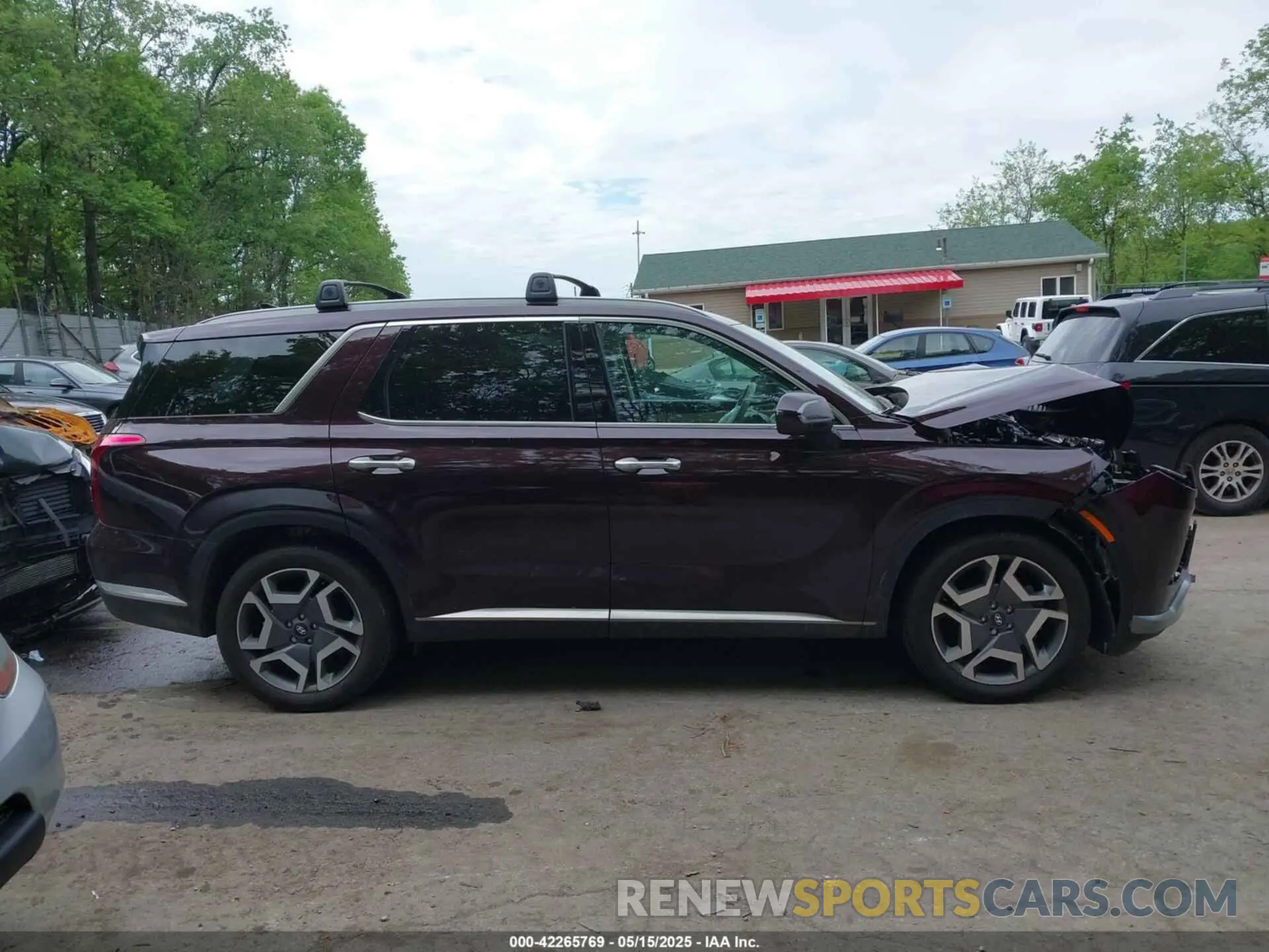 13 Photograph of a damaged car KM8R5DGE0RU688648 HYUNDAI PALISADE 2024
