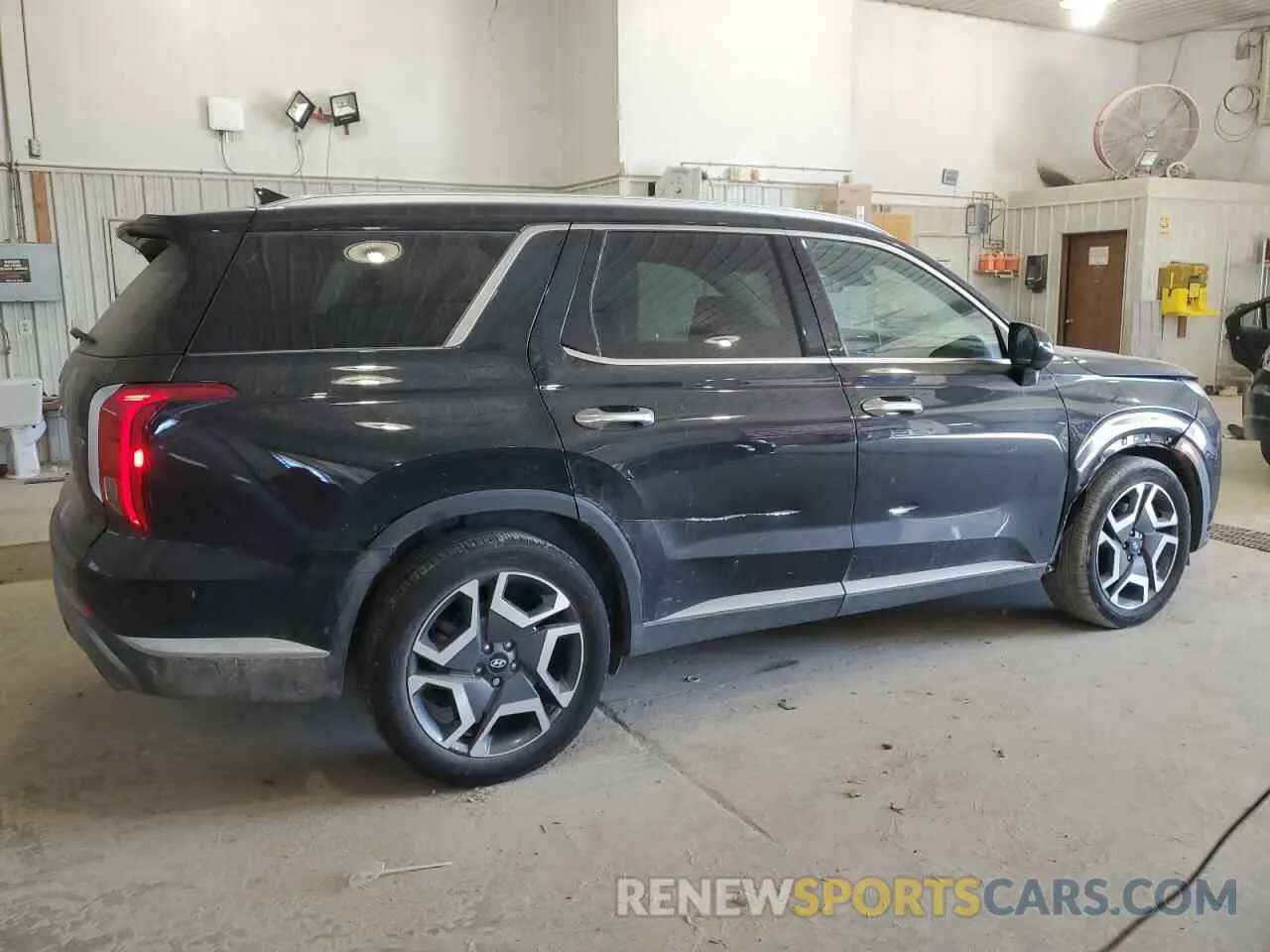 3 Photograph of a damaged car KM8R5DGE4RU680875 HYUNDAI PALISADE 2024
