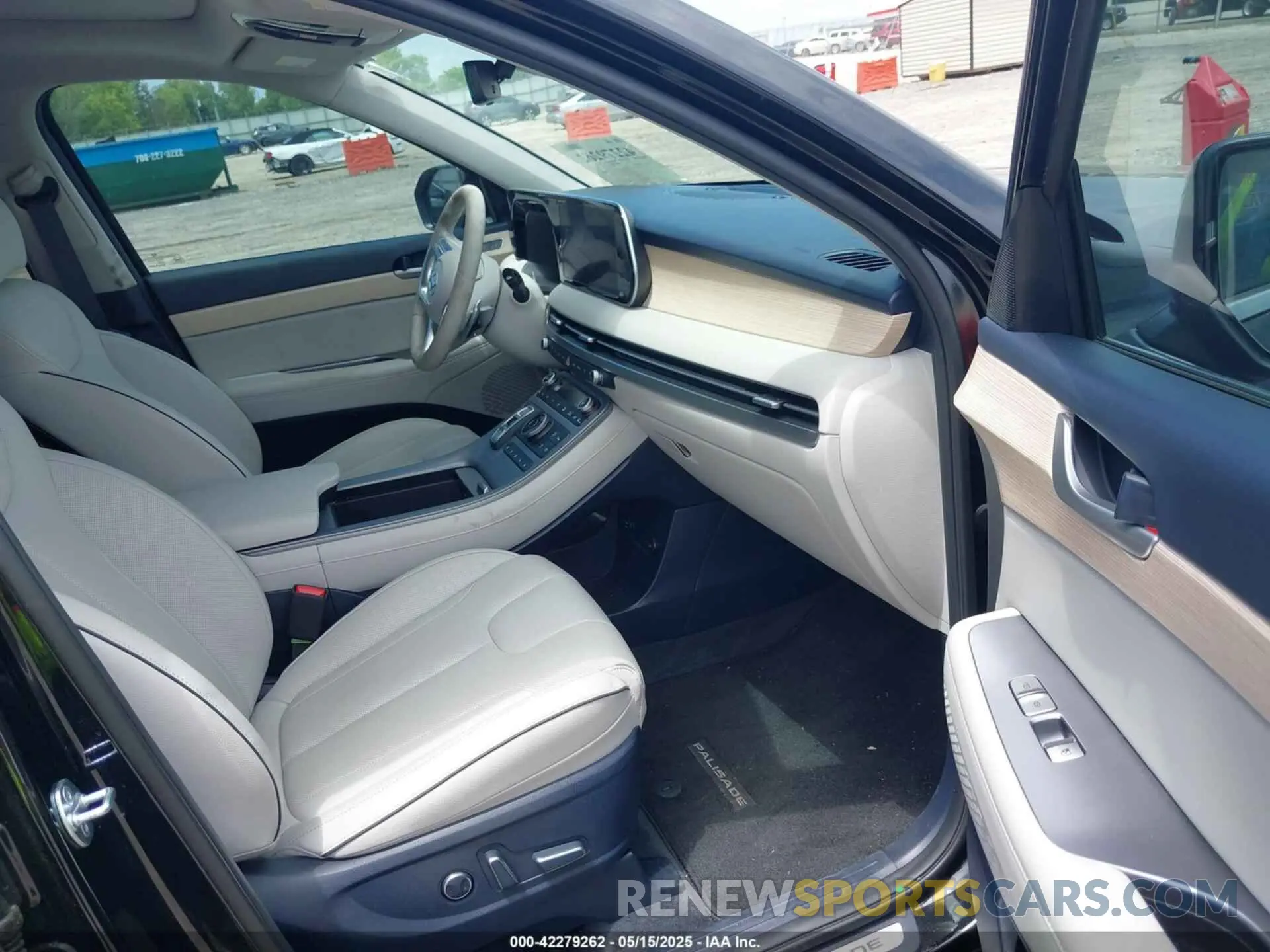 5 Photograph of a damaged car KM8R5DGE7RU698500 HYUNDAI PALISADE 2024
