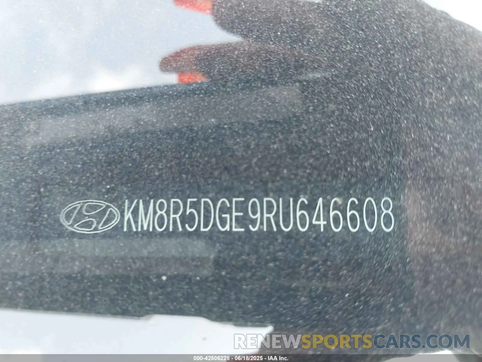 9 Photograph of a damaged car KM8R5DGE9RU646608 HYUNDAI PALISADE 2024