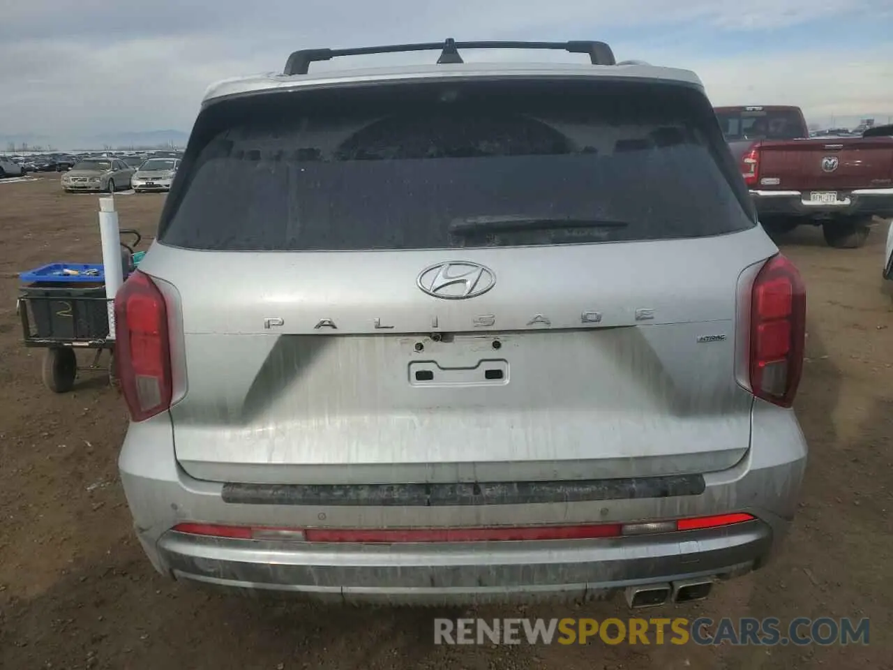 6 Photograph of a damaged car KM8R7DGE4RU667313 HYUNDAI PALISADE 2024