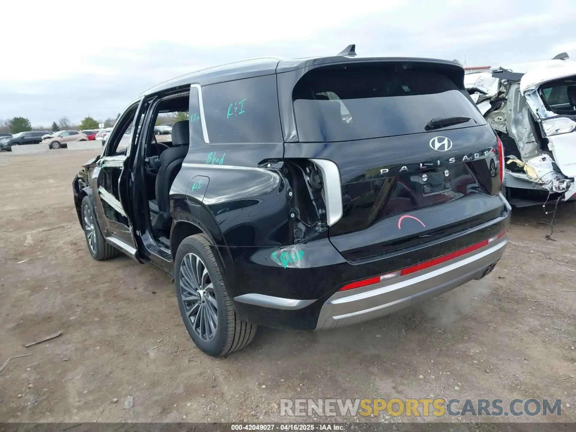 3 Photograph of a damaged car KM8R7DGE5RU679888 HYUNDAI PALISADE 2024