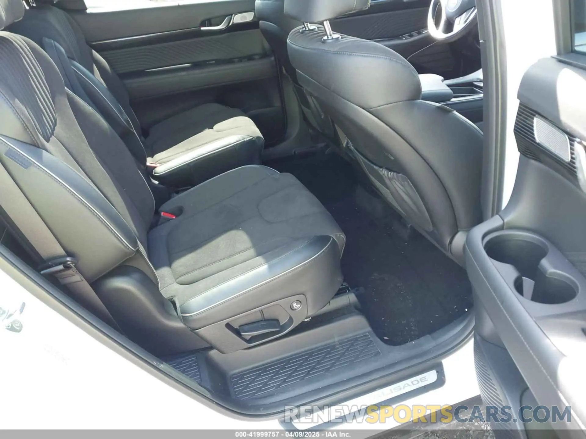 8 Фотография поврежденного автомобиля KM8R7DGE5RU749552 HYUNDAI PALISADE 2024