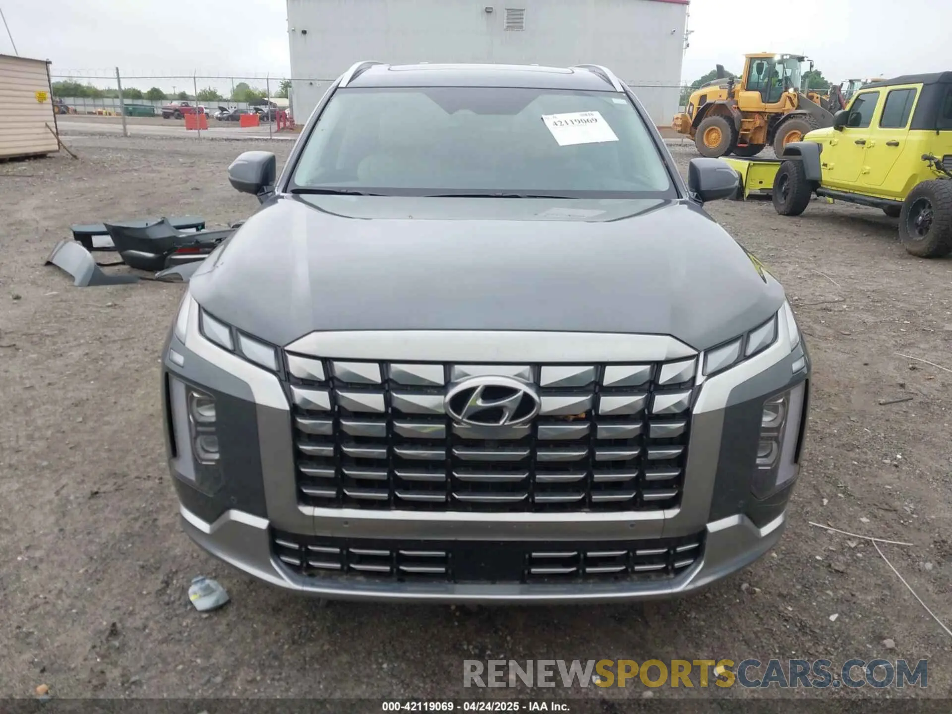 13 Photograph of a damaged car KM8R7DGE5RU806672 HYUNDAI PALISADE 2024