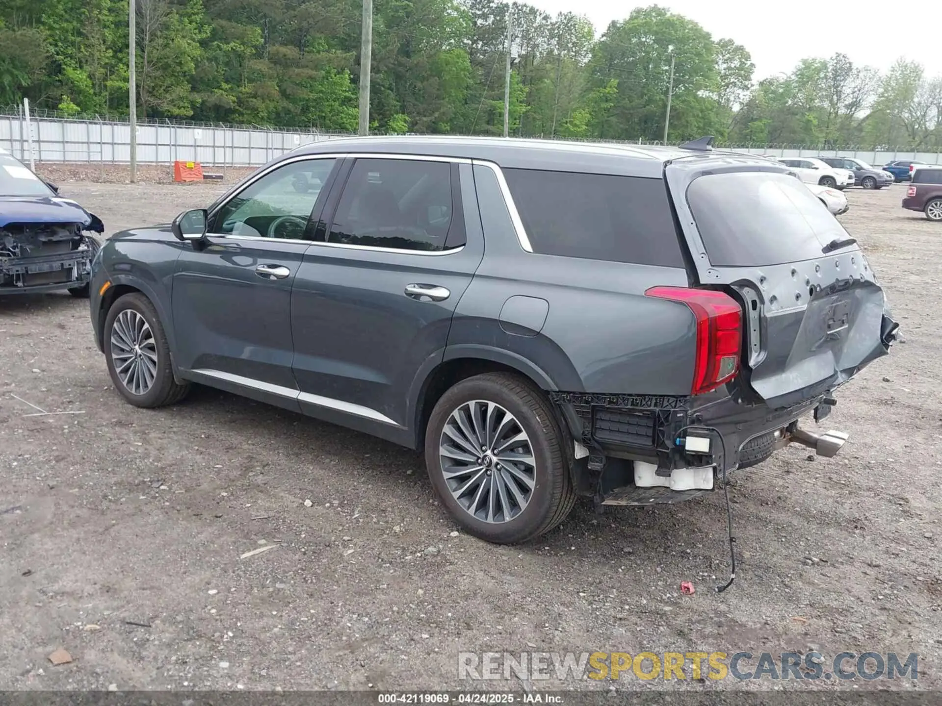 3 Photograph of a damaged car KM8R7DGE5RU806672 HYUNDAI PALISADE 2024