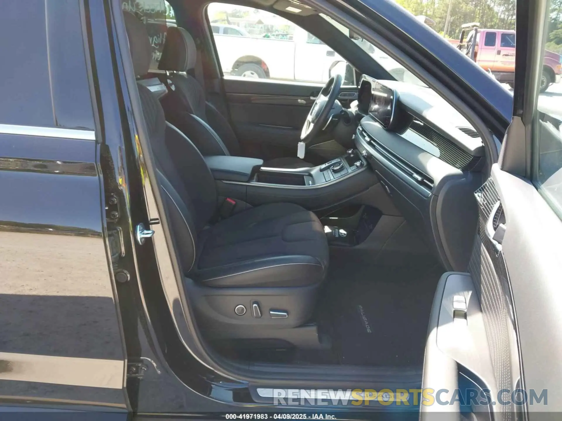 5 Photograph of a damaged car KM8R7DGE6RU725406 HYUNDAI PALISADE 2024
