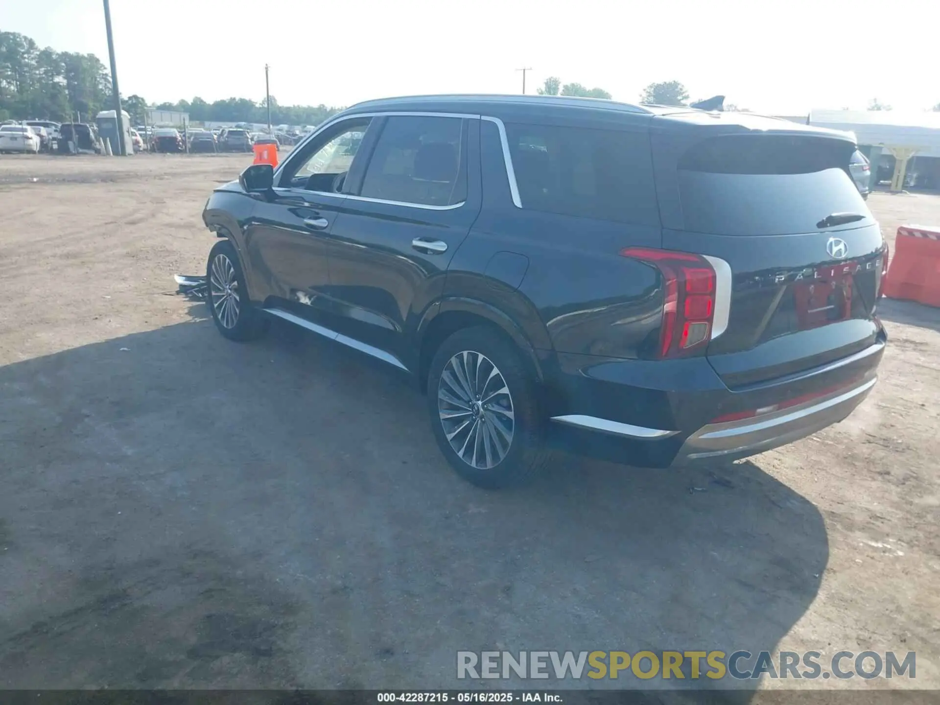 3 Фотография поврежденного автомобиля KM8R7DGE8RU690142 HYUNDAI PALISADE 2024
