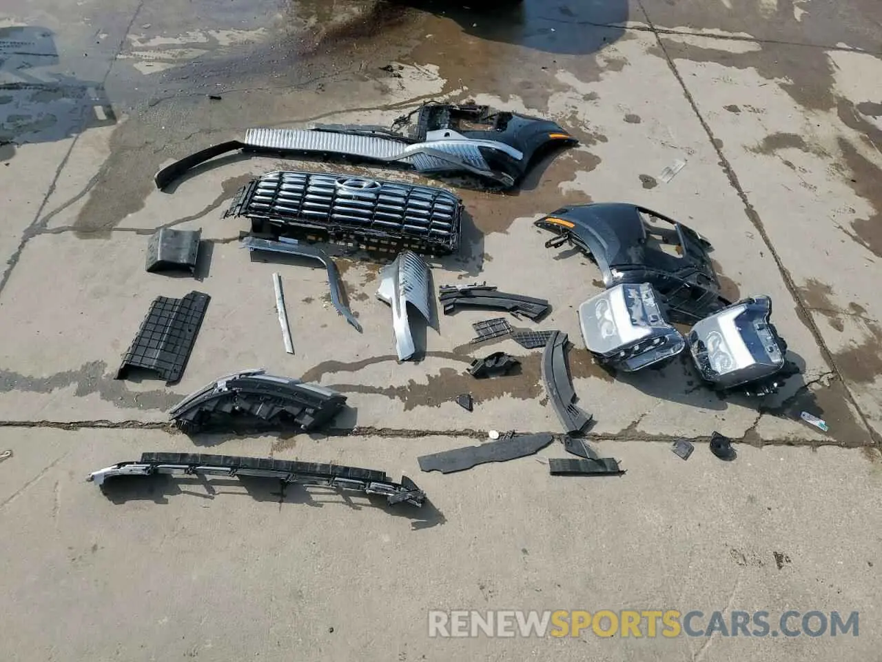 13 Photograph of a damaged car KM8R7DGE8RU722149 HYUNDAI PALISADE 2024