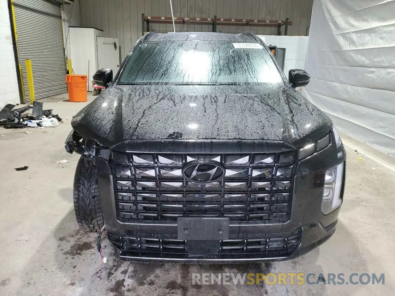 5 Photograph of a damaged car KM8R7DGE8RU762683 HYUNDAI PALISADE 2024