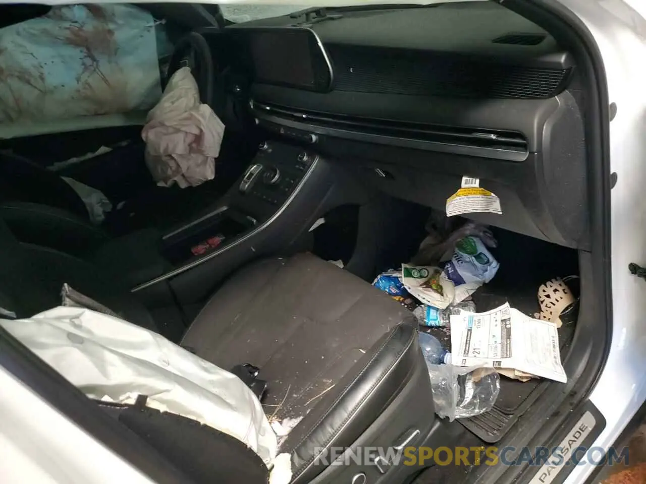 8 Photograph of a damaged car KM8R7DGE9RU746251 HYUNDAI PALISADE 2024