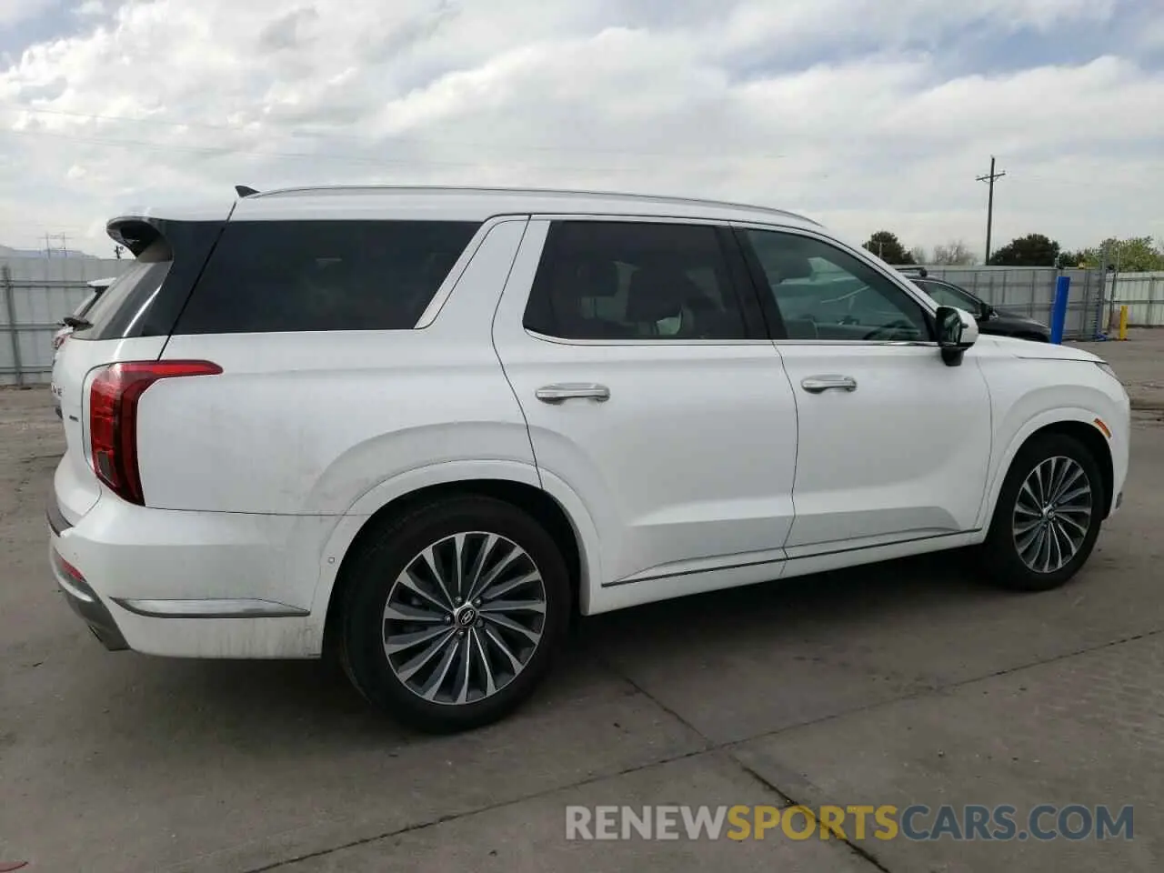 3 Photograph of a damaged car KM8R7DGE9RU753684 HYUNDAI PALISADE 2024