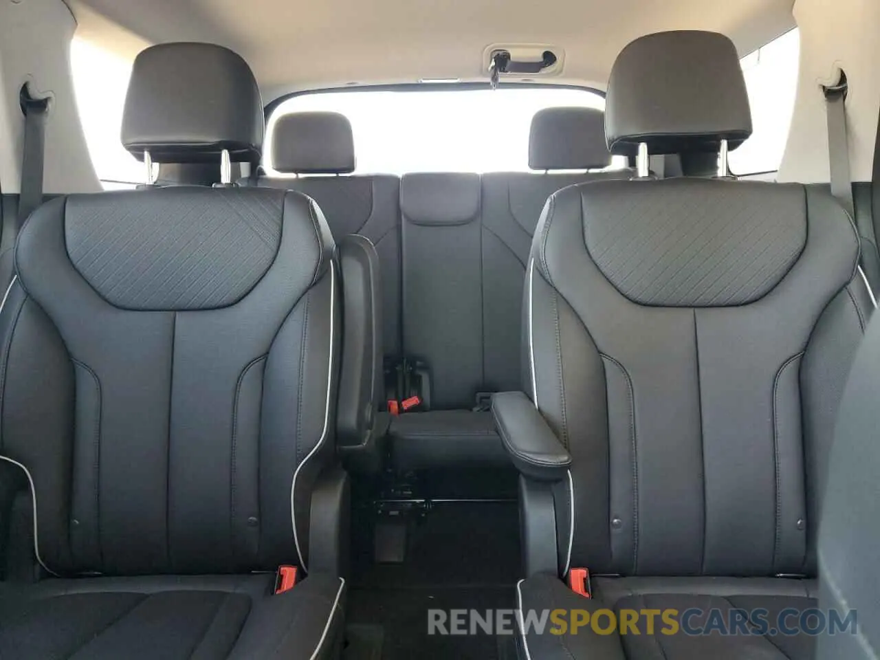 10 Фотография поврежденного автомобиля KM8R24GE8SU853215 HYUNDAI PALISADE 2025