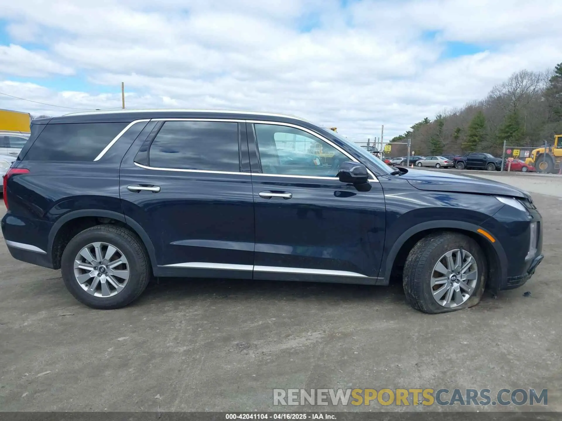 13 Photograph of a damaged car KM8R2DGE2SU860841 HYUNDAI PALISADE 2025