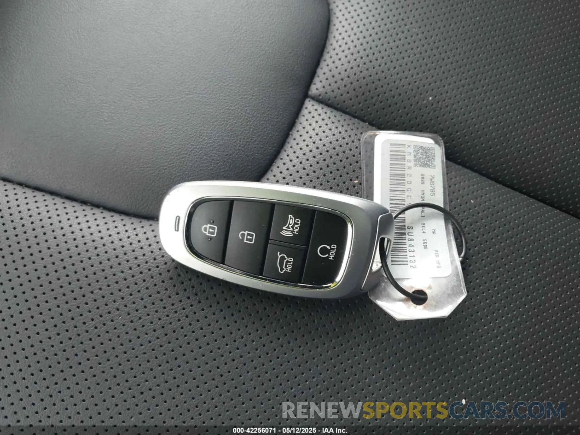 11 Photograph of a damaged car KM8R2DGE9SU843132 HYUNDAI PALISADE 2025