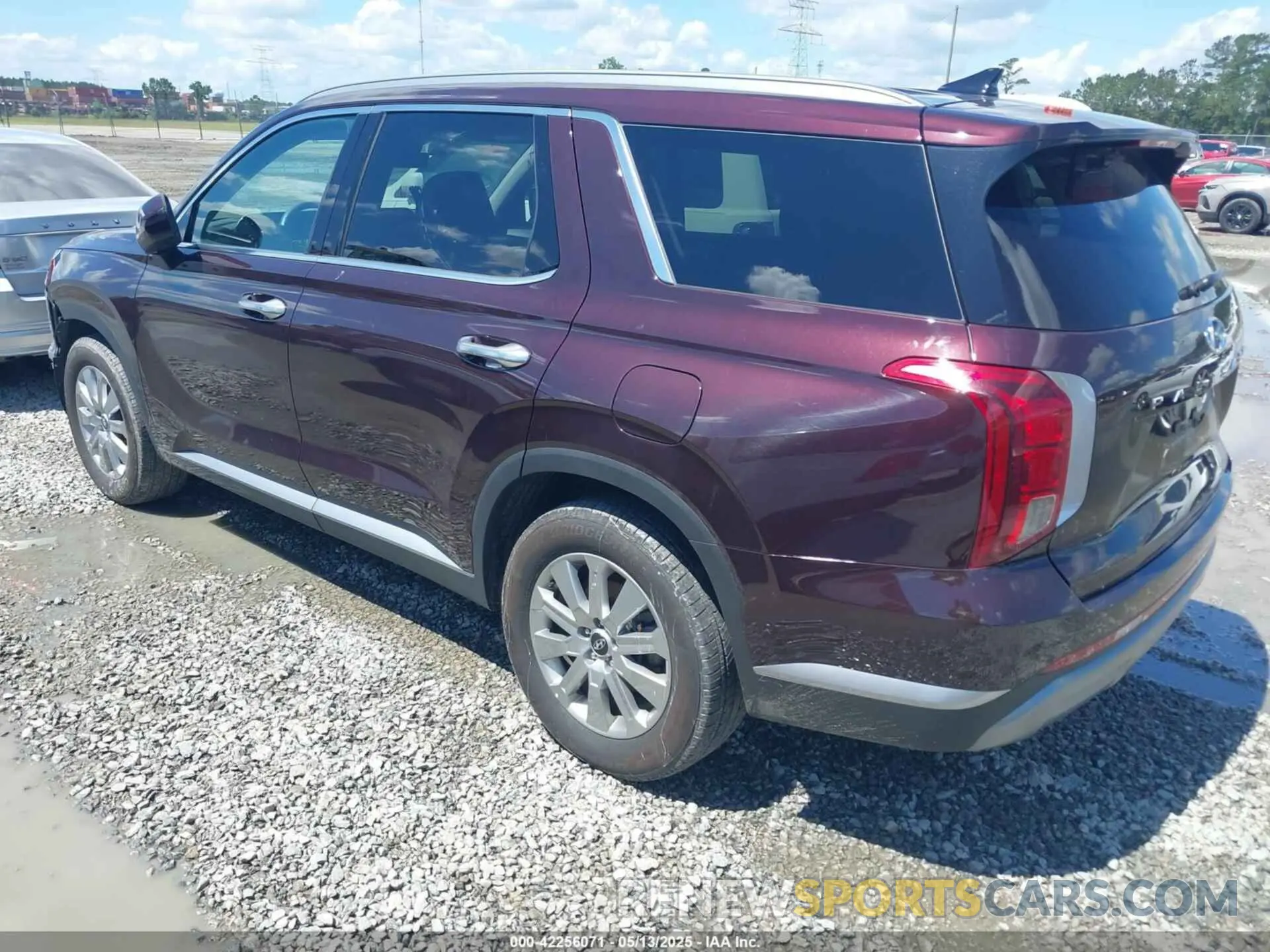 3 Photograph of a damaged car KM8R2DGE9SU843132 HYUNDAI PALISADE 2025