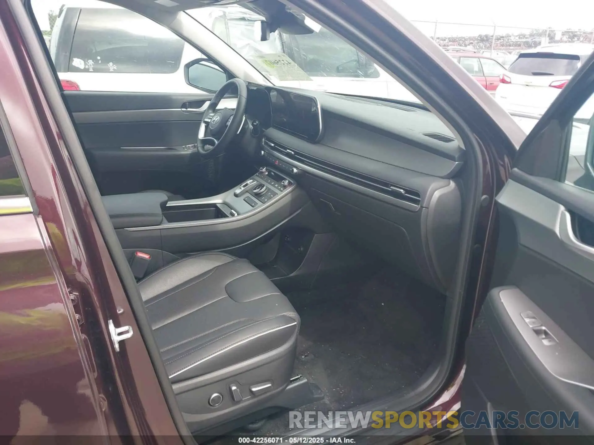 5 Photograph of a damaged car KM8R2DGE9SU843132 HYUNDAI PALISADE 2025