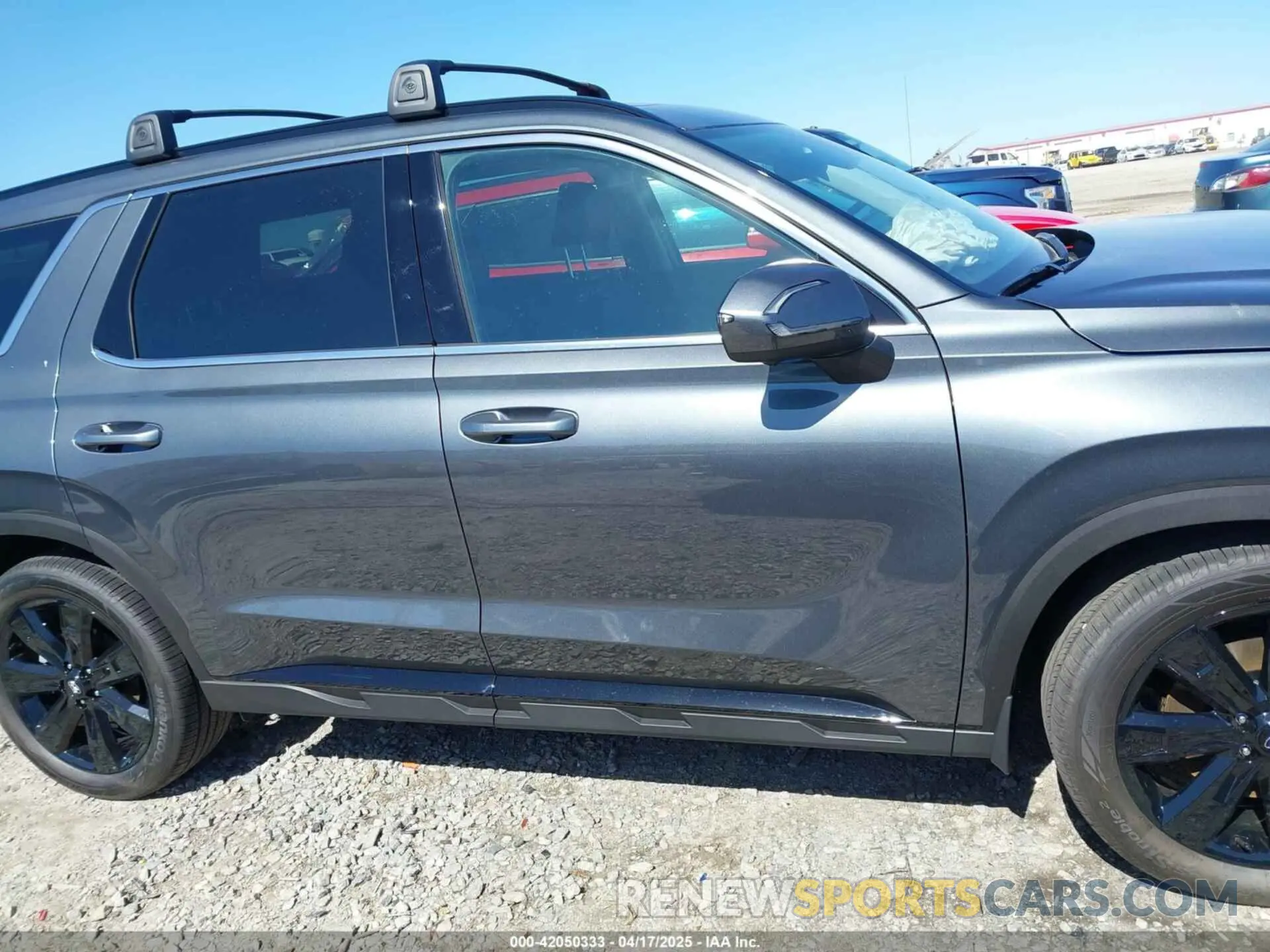 14 Photograph of a damaged car KM8R34GE3SU898043 HYUNDAI PALISADE 2025