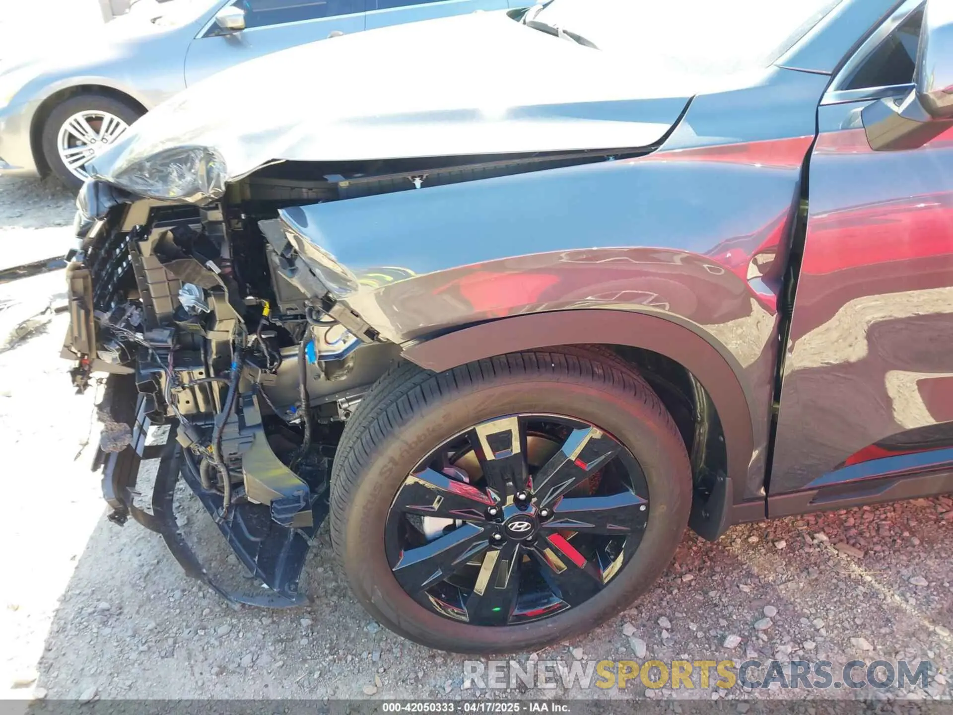 18 Photograph of a damaged car KM8R34GE3SU898043 HYUNDAI PALISADE 2025