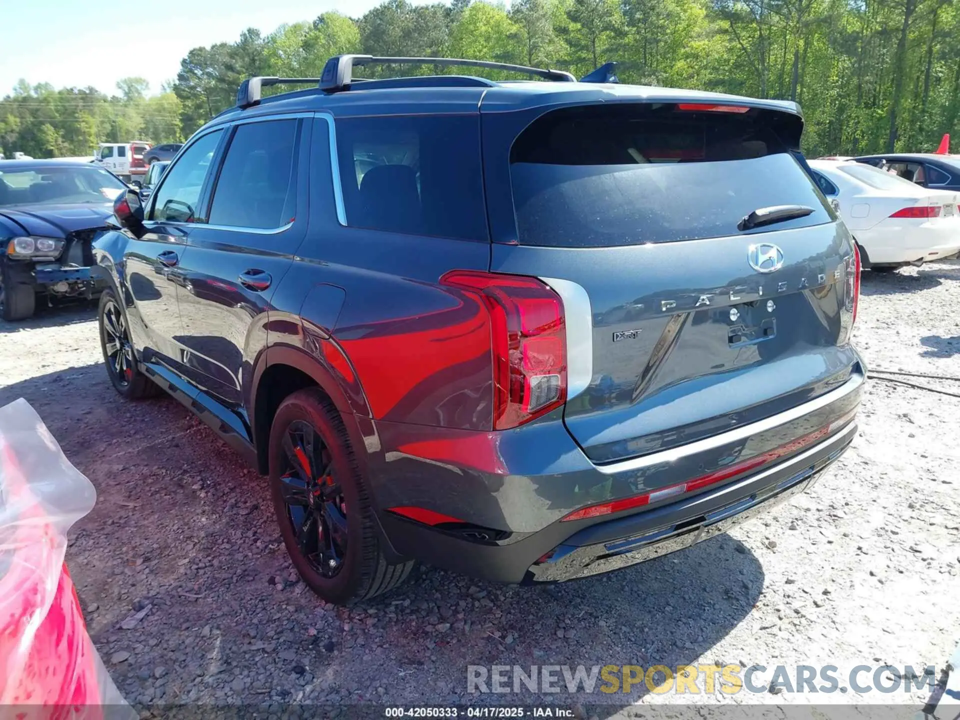 3 Photograph of a damaged car KM8R34GE3SU898043 HYUNDAI PALISADE 2025