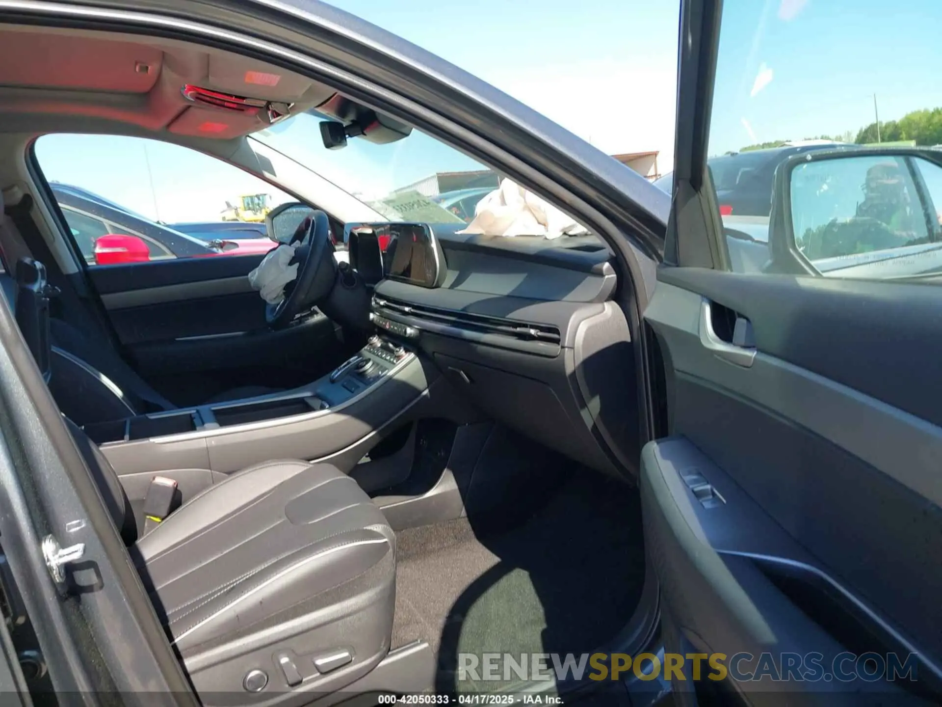 5 Photograph of a damaged car KM8R34GE3SU898043 HYUNDAI PALISADE 2025