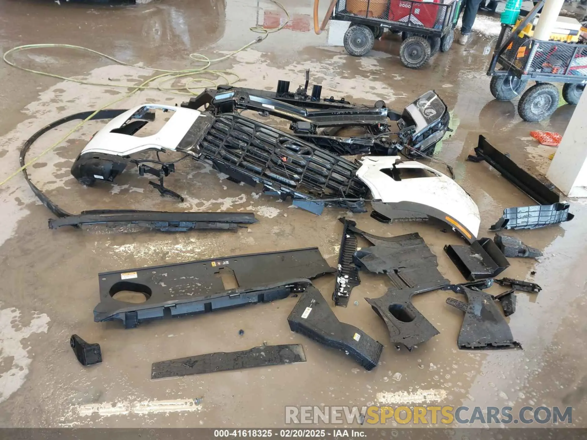 12 Фотография поврежденного автомобиля KM8R3DGE9SU876399 HYUNDAI PALISADE 2025