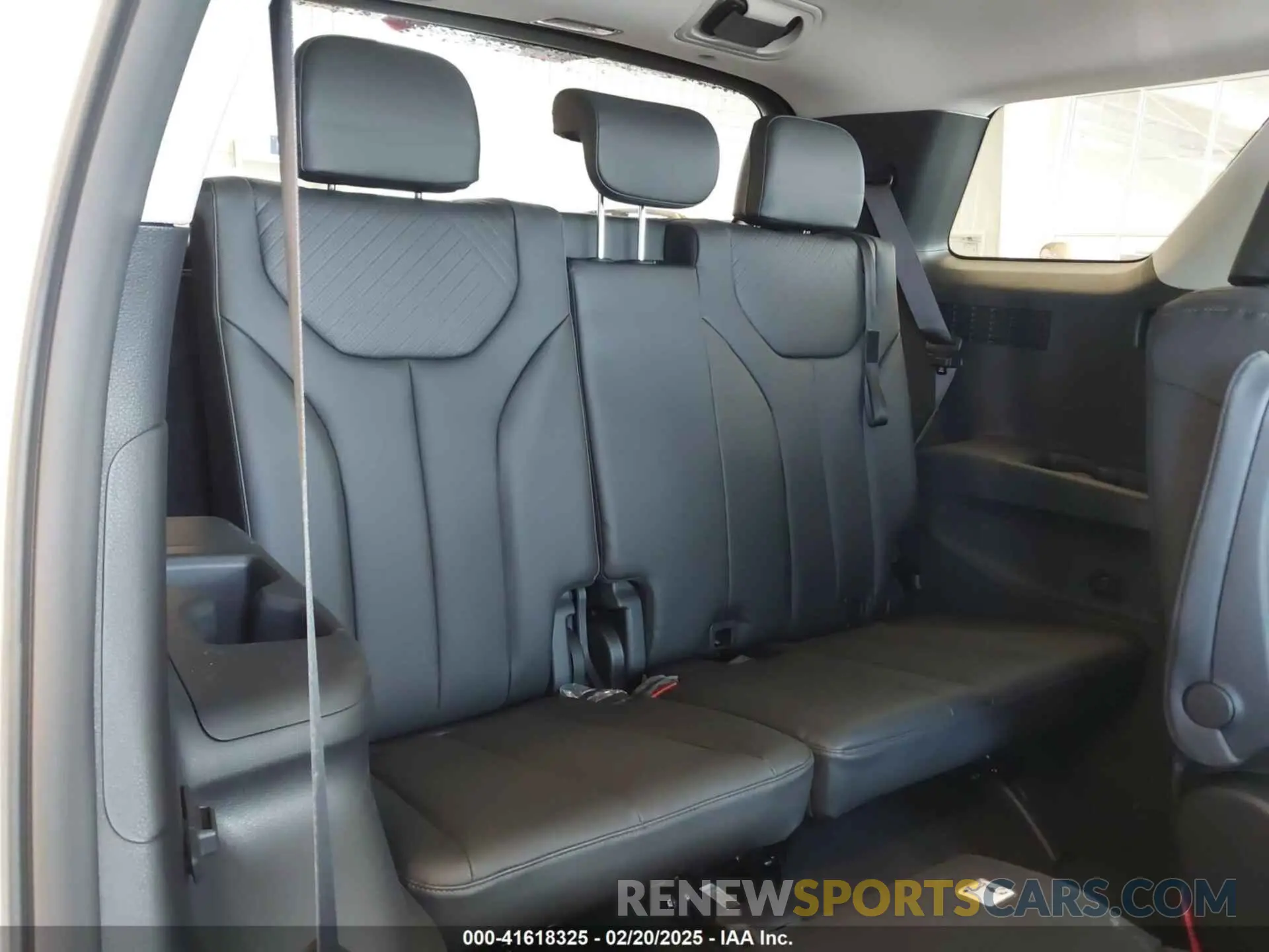 18 Фотография поврежденного автомобиля KM8R3DGE9SU876399 HYUNDAI PALISADE 2025