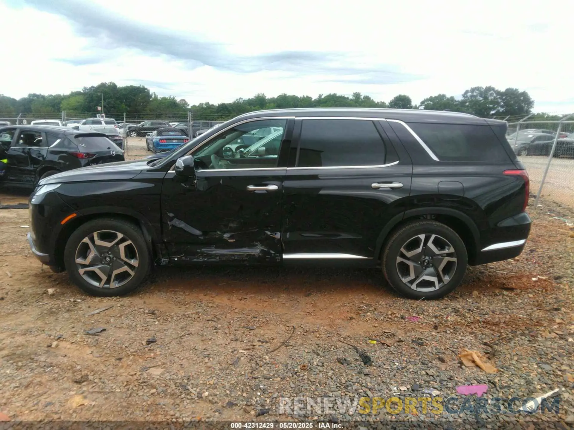 15 Photograph of a damaged car KM8R54GE0SU894879 HYUNDAI PALISADE 2025