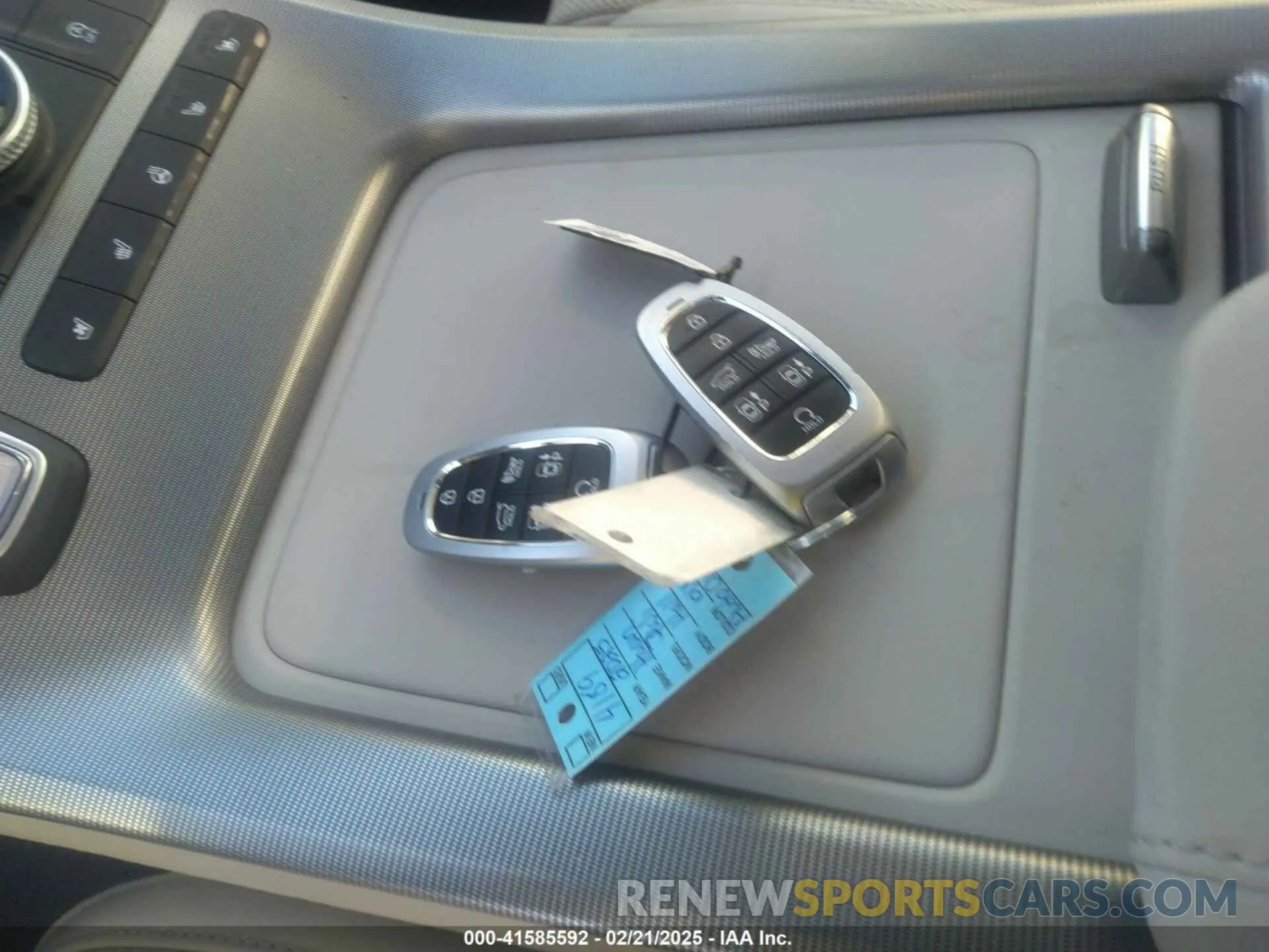 11 Фотография поврежденного автомобиля KM8R74GE8SU812181 HYUNDAI PALISADE 2025