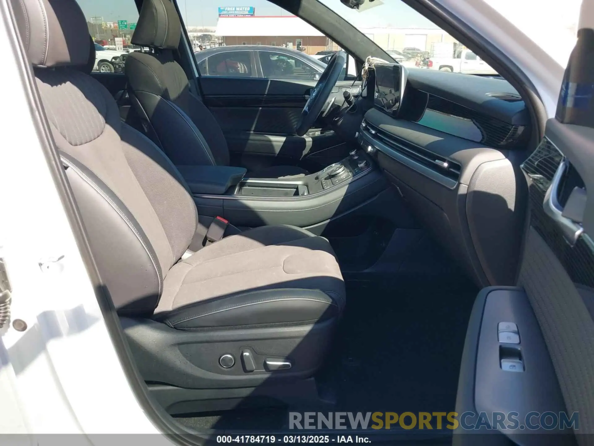 5 Photograph of a damaged car KM8R7DGE2SU880038 HYUNDAI PALISADE 2025