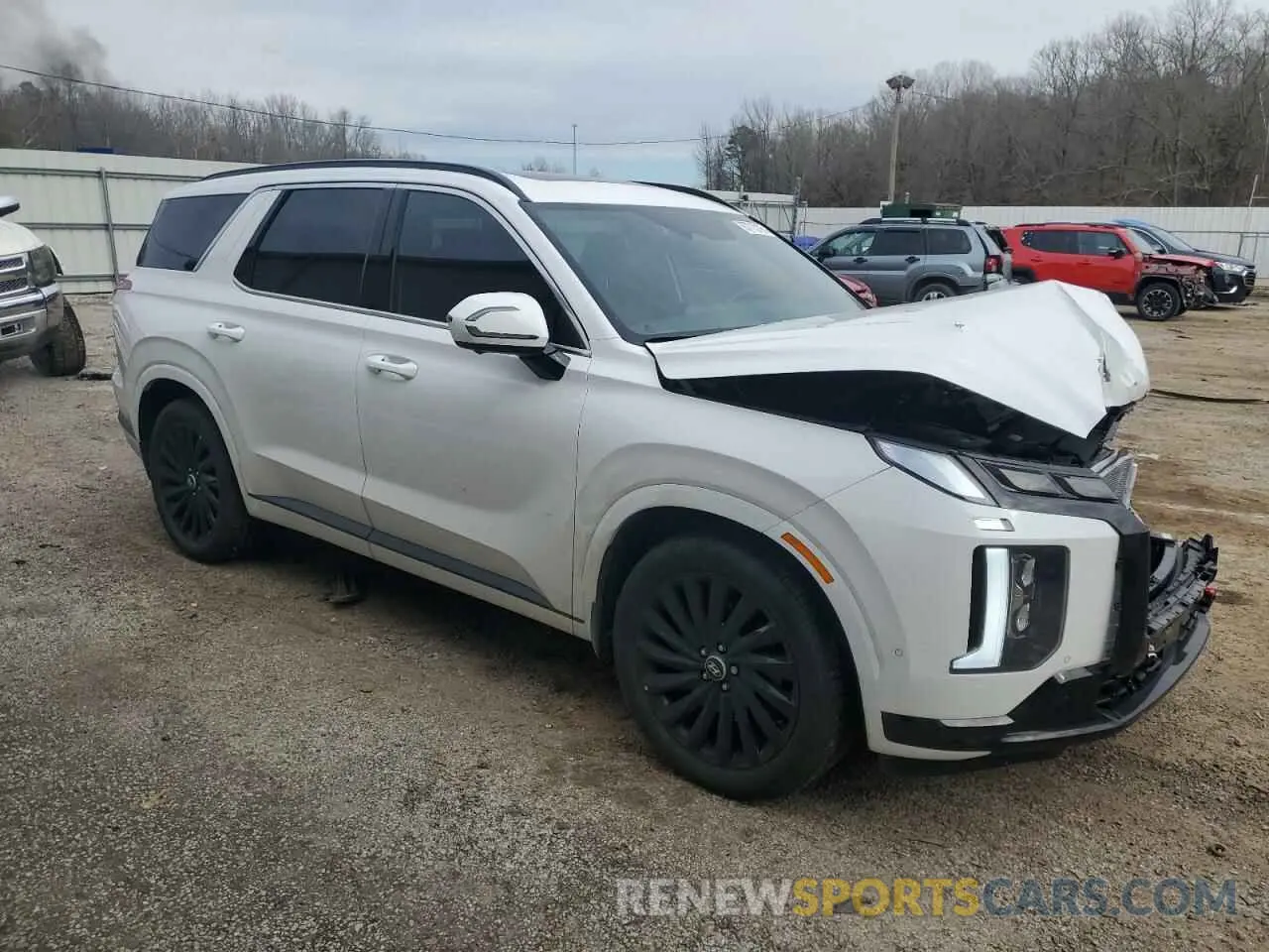 4 Photograph of a damaged car KM8R7DGE5SU830315 HYUNDAI PALISADE 2025