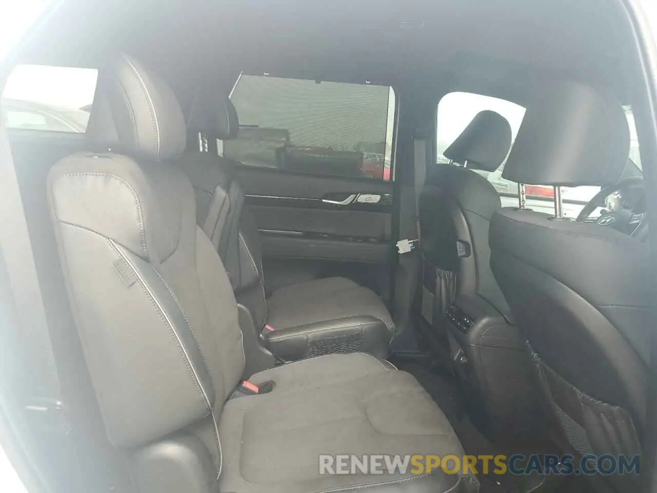 11 Photograph of a damaged car KM8R7DGE6SU819145 HYUNDAI PALISADE 2025
