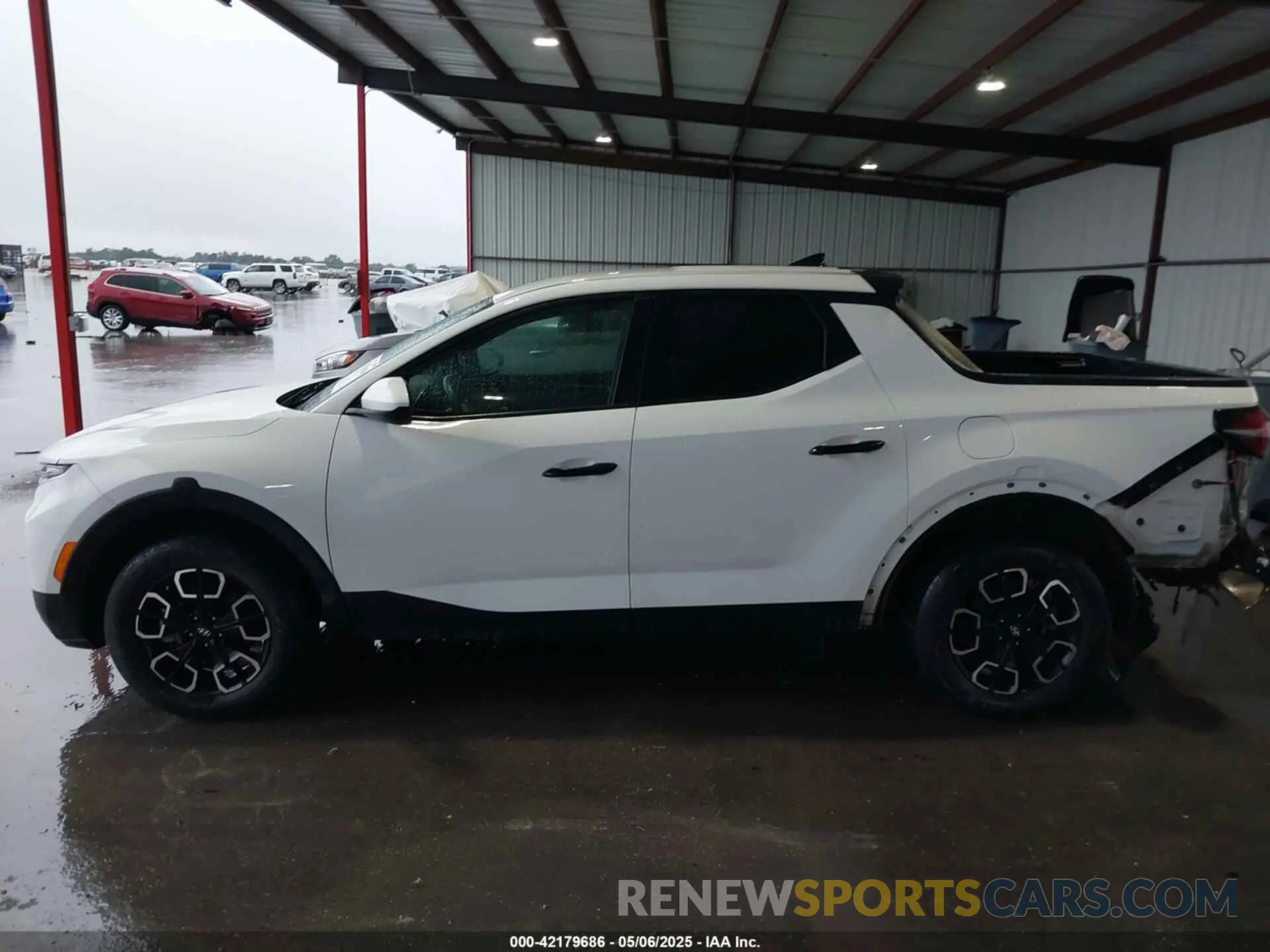 15 Photograph of a damaged car 5NTJADAE9NH028880 HYUNDAI SANTA CRUZ 2022
